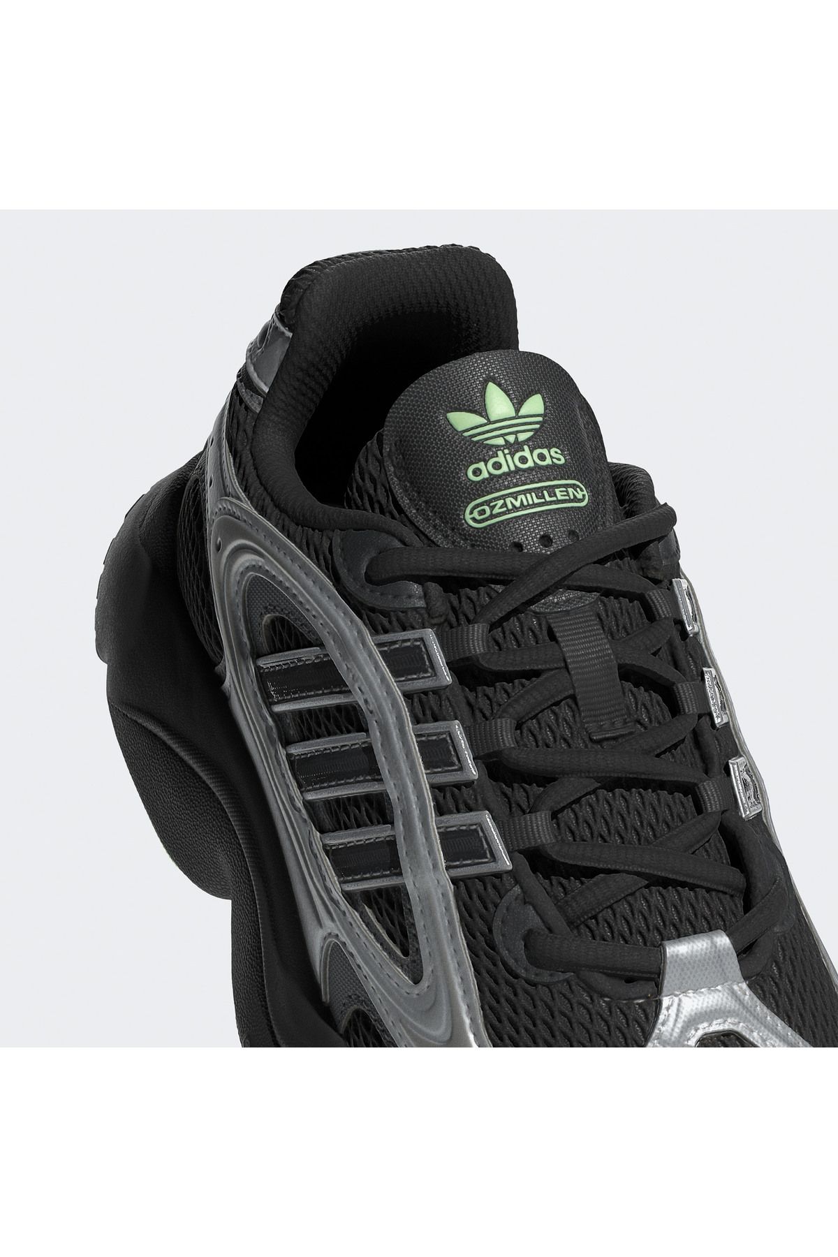 کفش دو و تمرین مشکی زنانه 2000 رانینگ ورزشی سیاه adidas