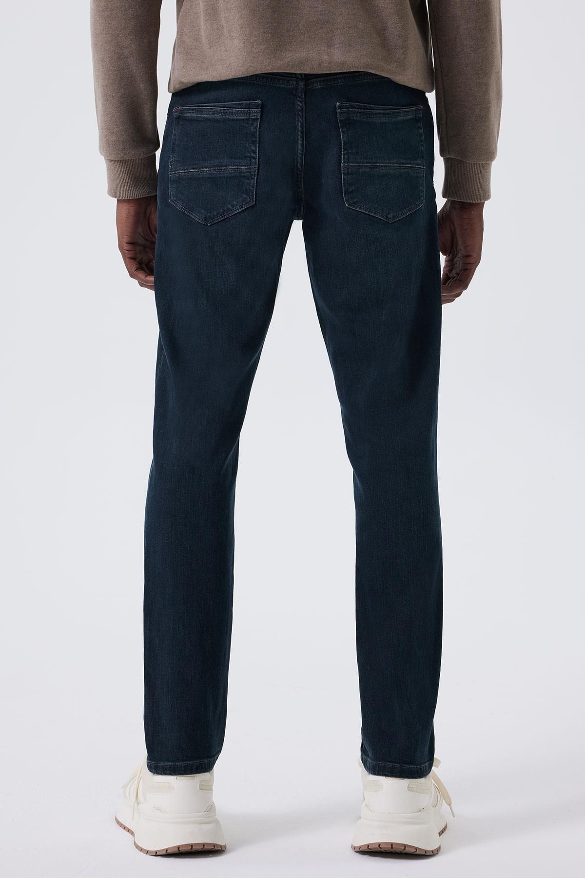 complete the look image