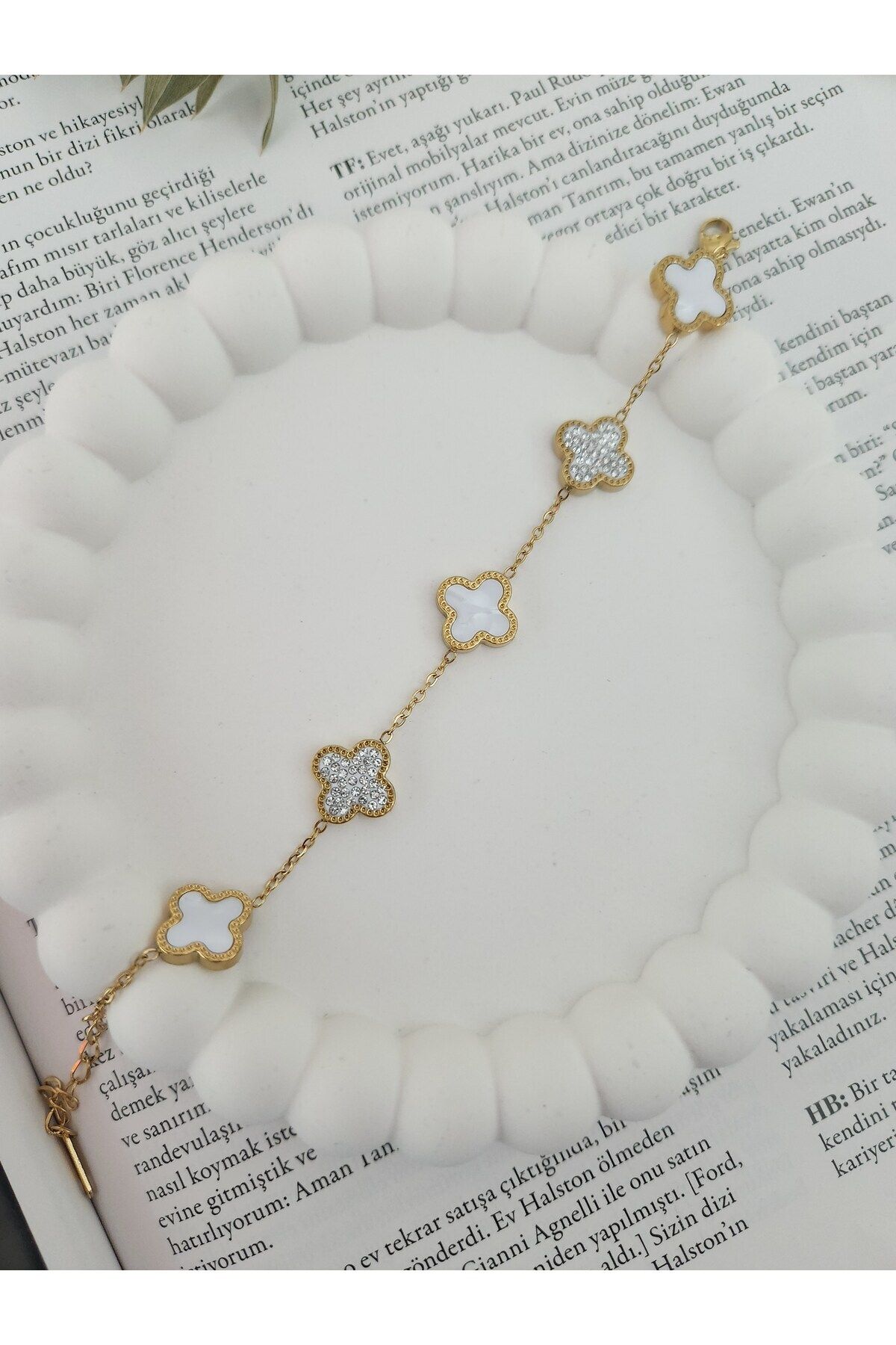 Bracelet on sale ne demek