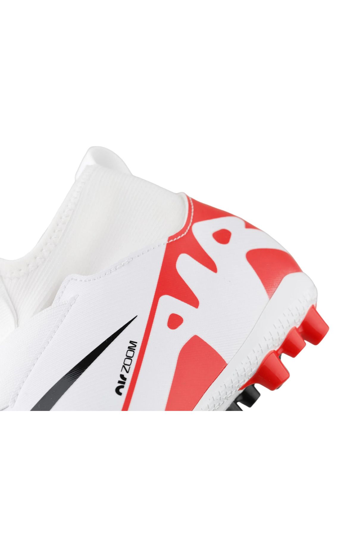 Nike crampons neymar sales jordan