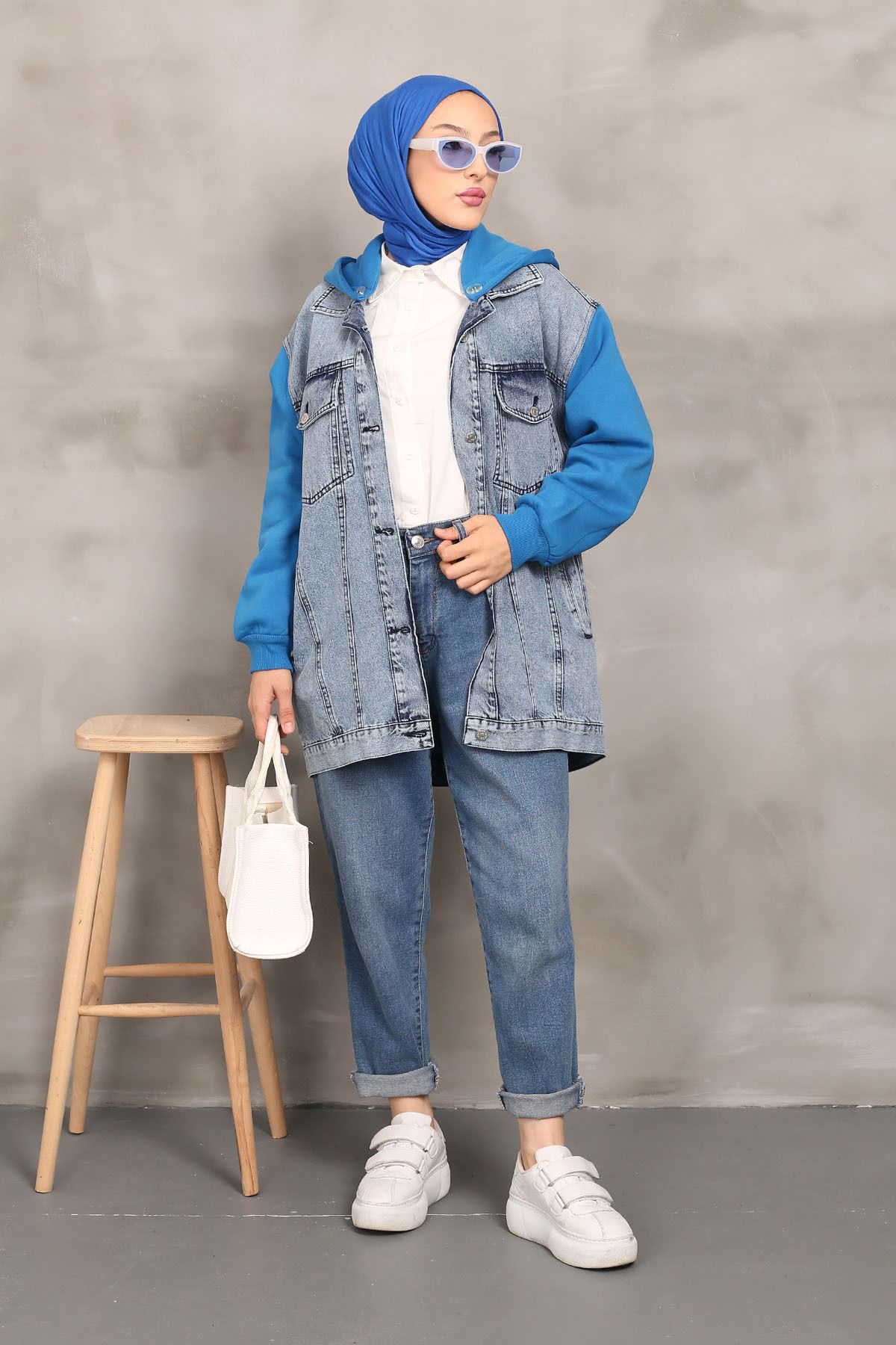 Petrol blue jacket top