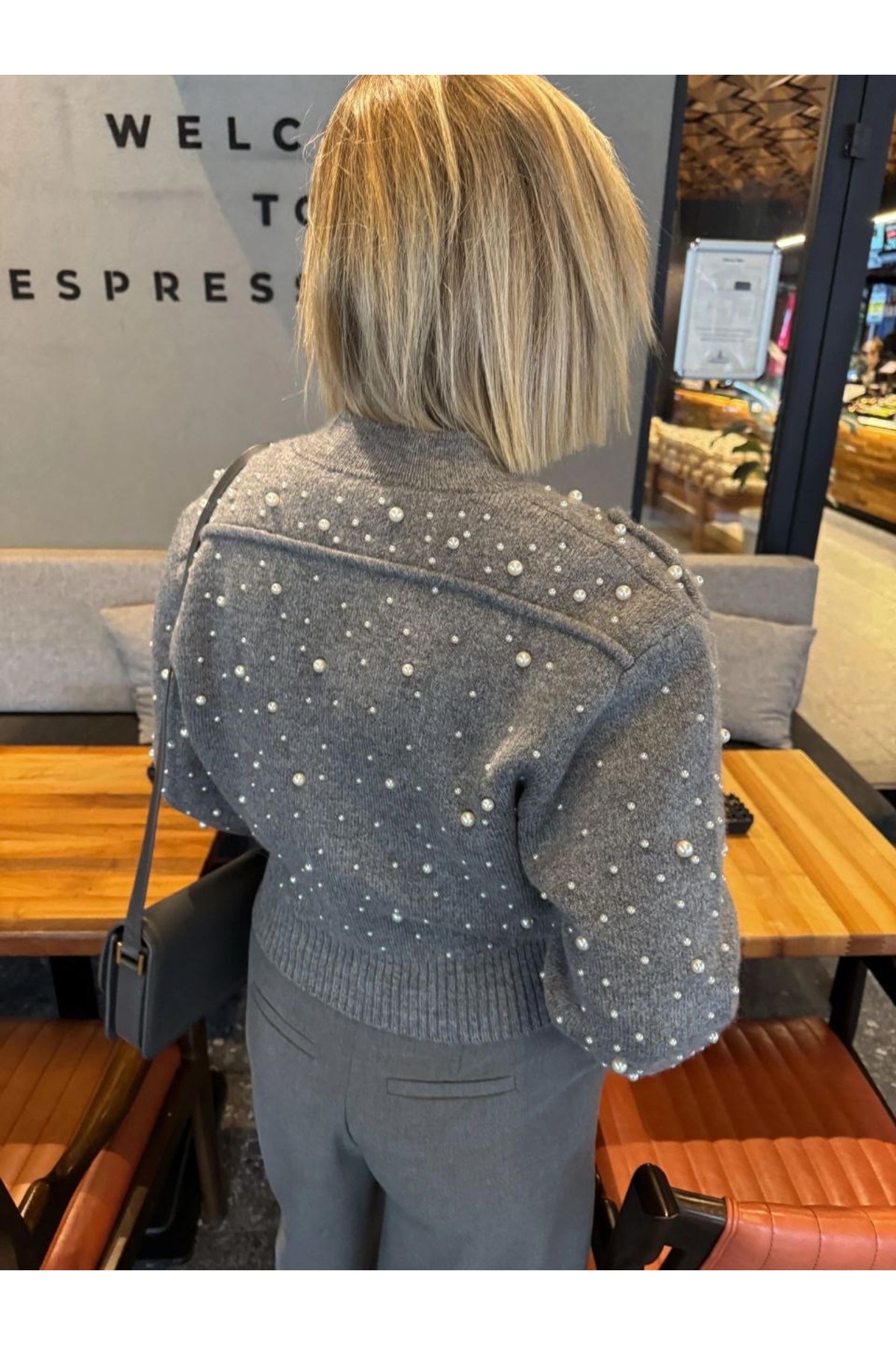 Thick Luxury Quality Knitwear Pearl Cardigan