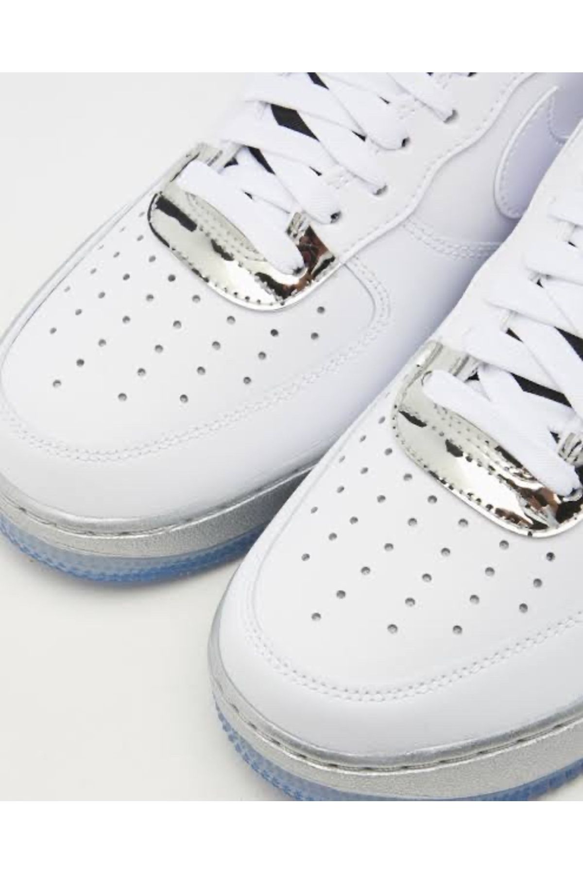 Nike Air Force 1 07 Se Kad n Beyaz Spor Ayakkab Fiyat Yorumlar Trendyol