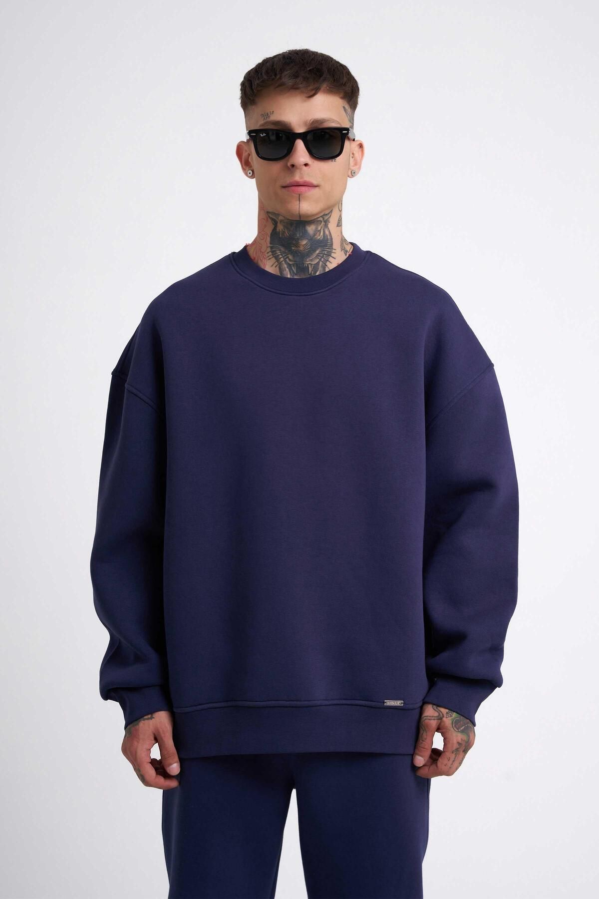 Machinist Men s Basic Oversize Navy Blue Sweatshirt Trendyol