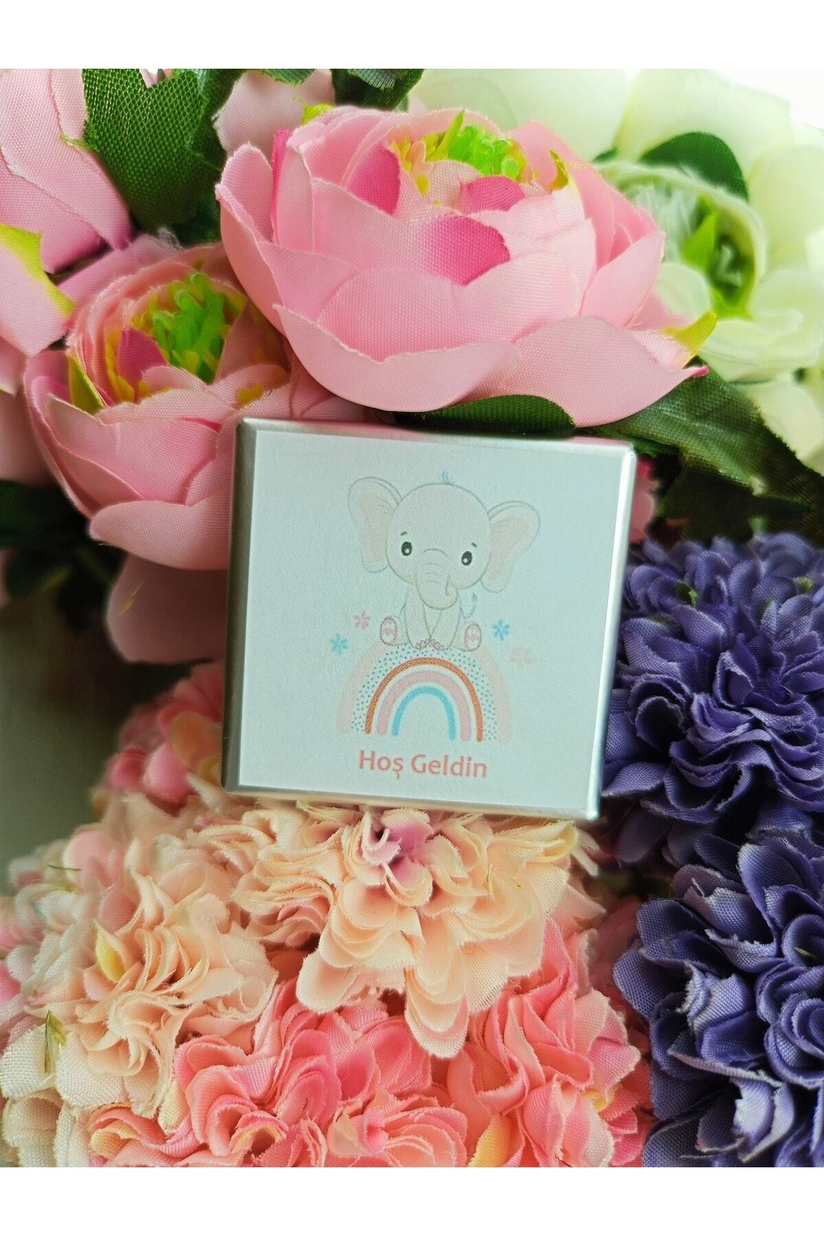 altıniz gıda Isme Özel Hediyelik Soft Kız Bebek Çikolatası 48li Doğum-yaş Günü-hediyelik Çikolata fotoğrafı 2 (önizleme)