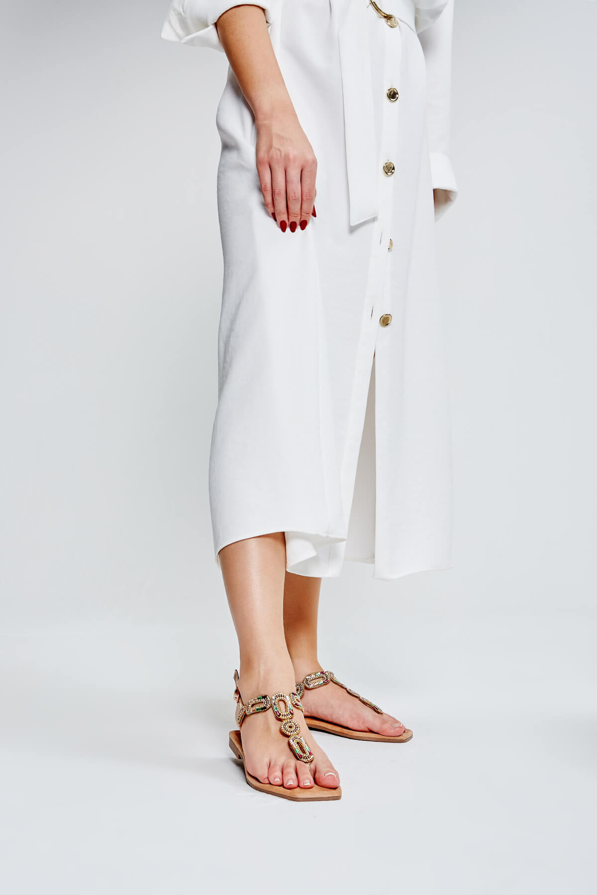  صندل تخت زنانه لازمانی از جنس چرم اصل به رنگ بژ