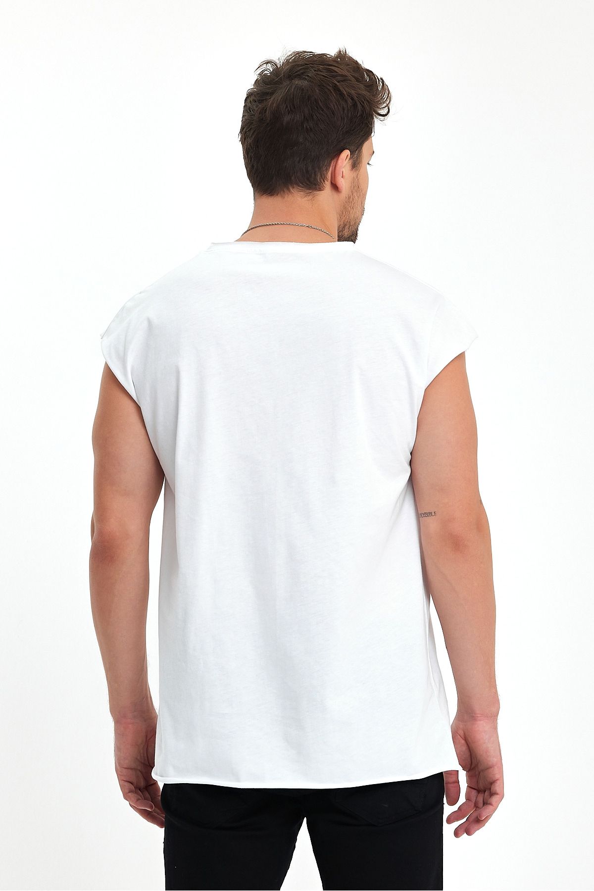 بادی سفید مردانه جیب شانه کم به تفصیل ورزشکار V NECK BABBOSS