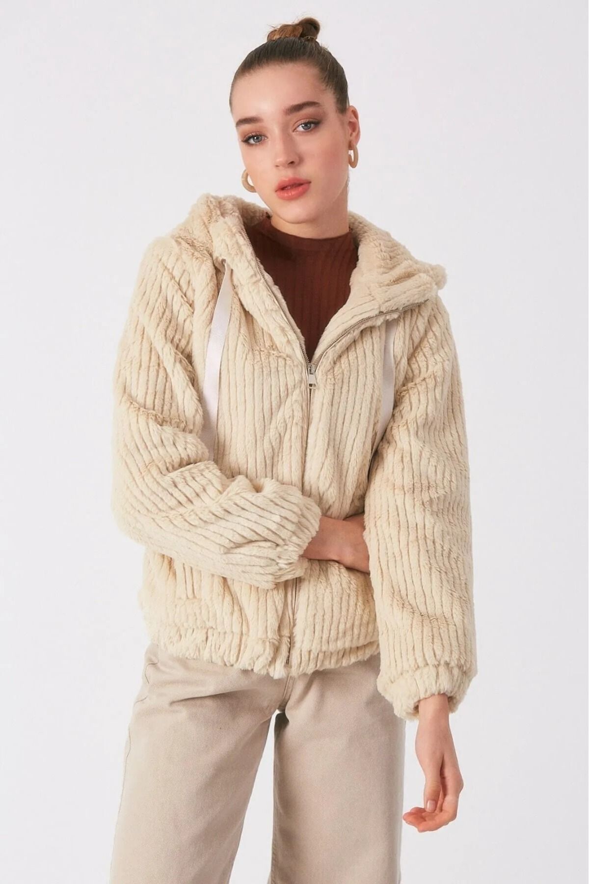 Robin Hooded Plush Coat Trendyol