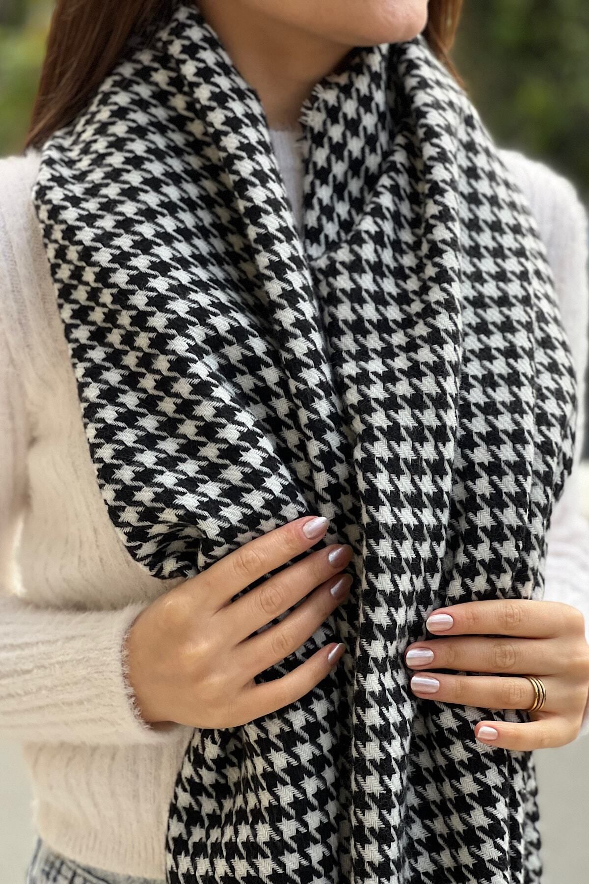 novon-Houndstooth Patterned Wool Textured Scarf 2