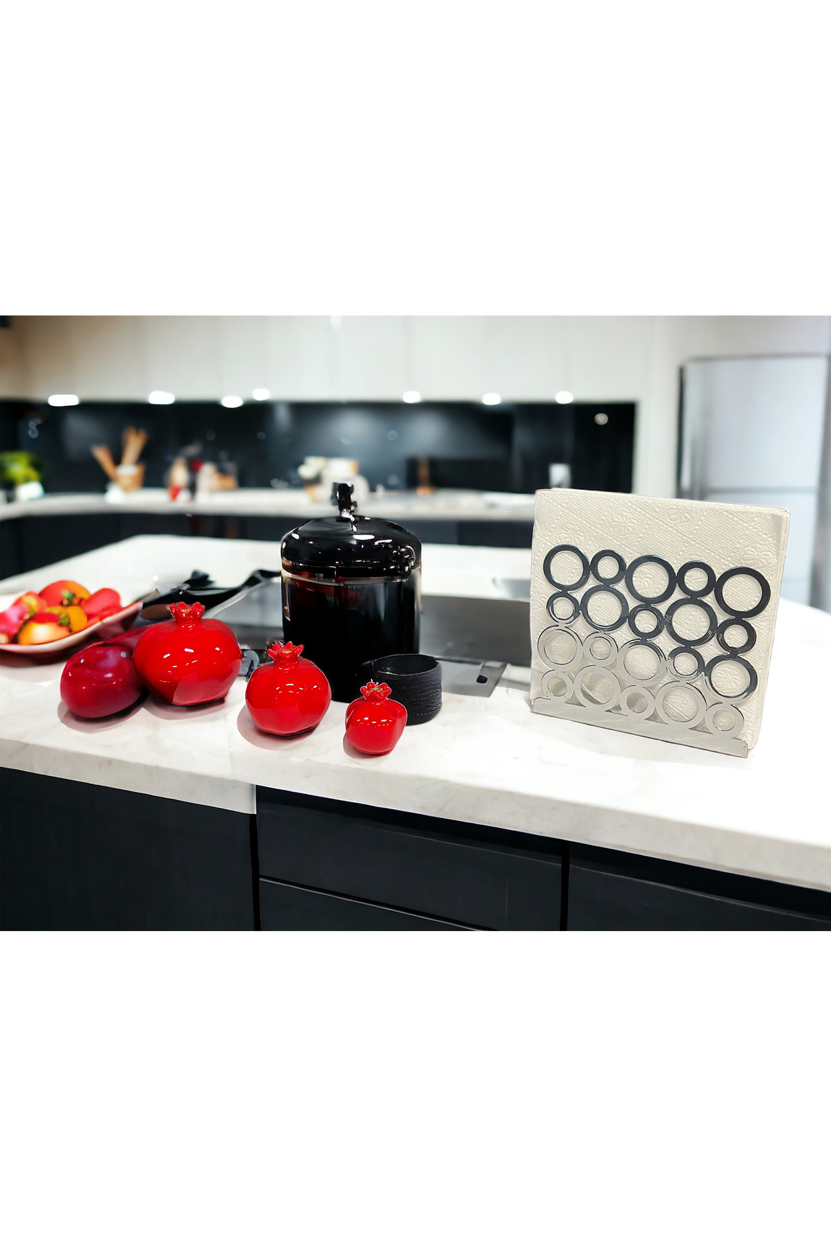 Elegant Tableware with Modern Ring Design: Silver Metal Napkin Holder