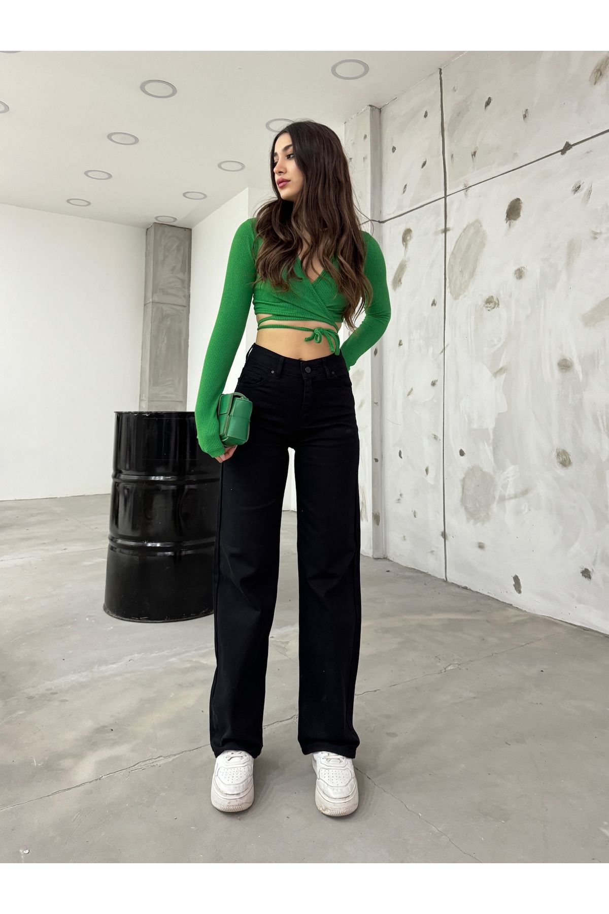 BİKELİFE-Schwarze, hoch taillierte, dehnbare Lycra-Jeans mit weitem Bein für Damen 5