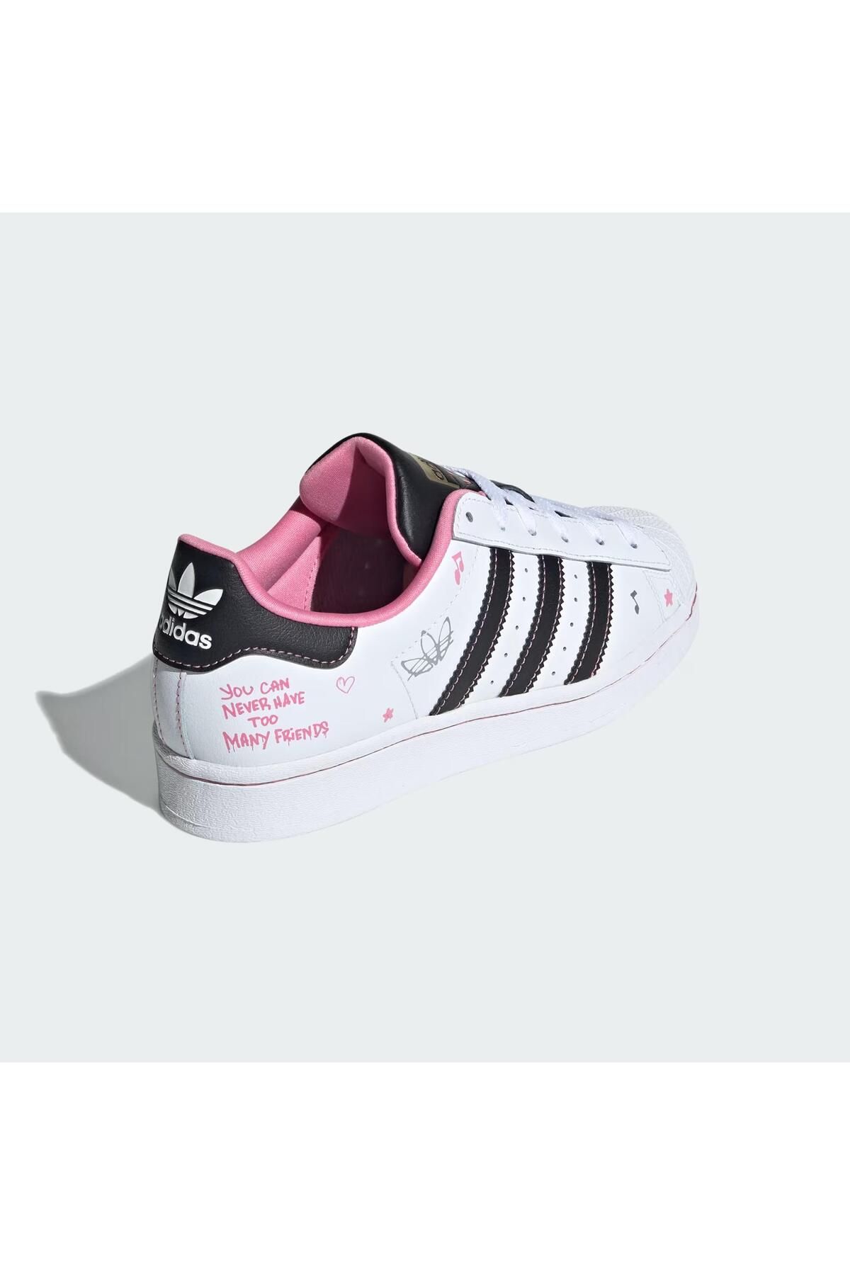 adidas كفش كتانى اسپرت زنانه مدل superstar x hello kitty