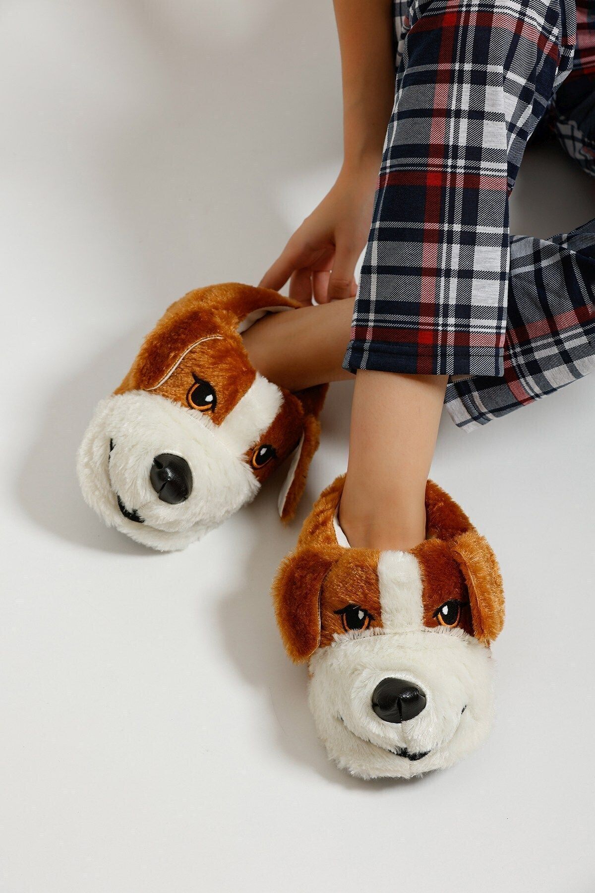 Saint shop bernard slippers
