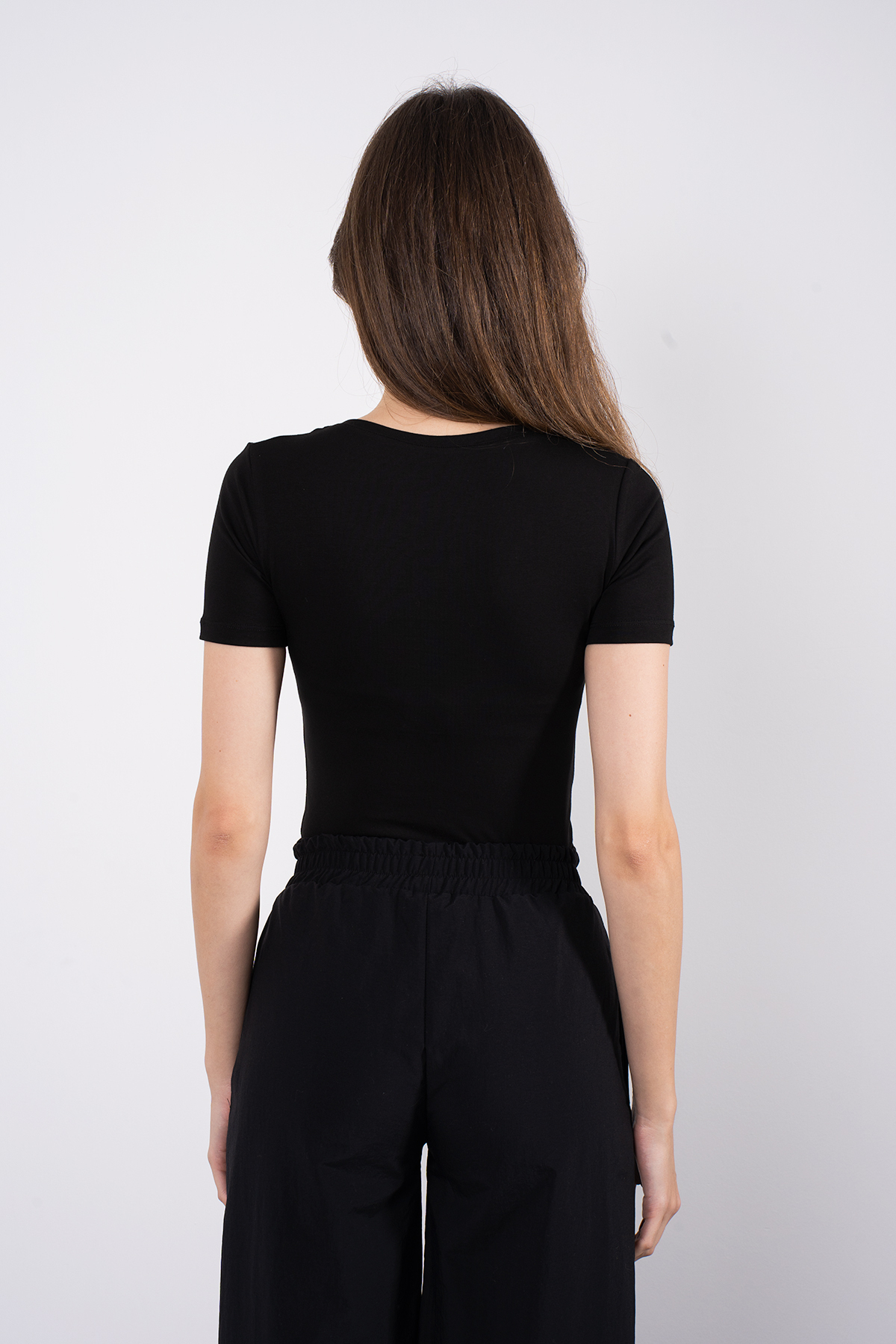 SHEISMONO  Cotton V Yaka Kısa Kol Bluz Siyah - Görsel 6