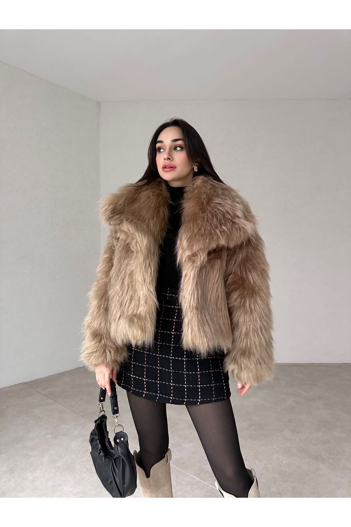 PREMIUM FUR COAT