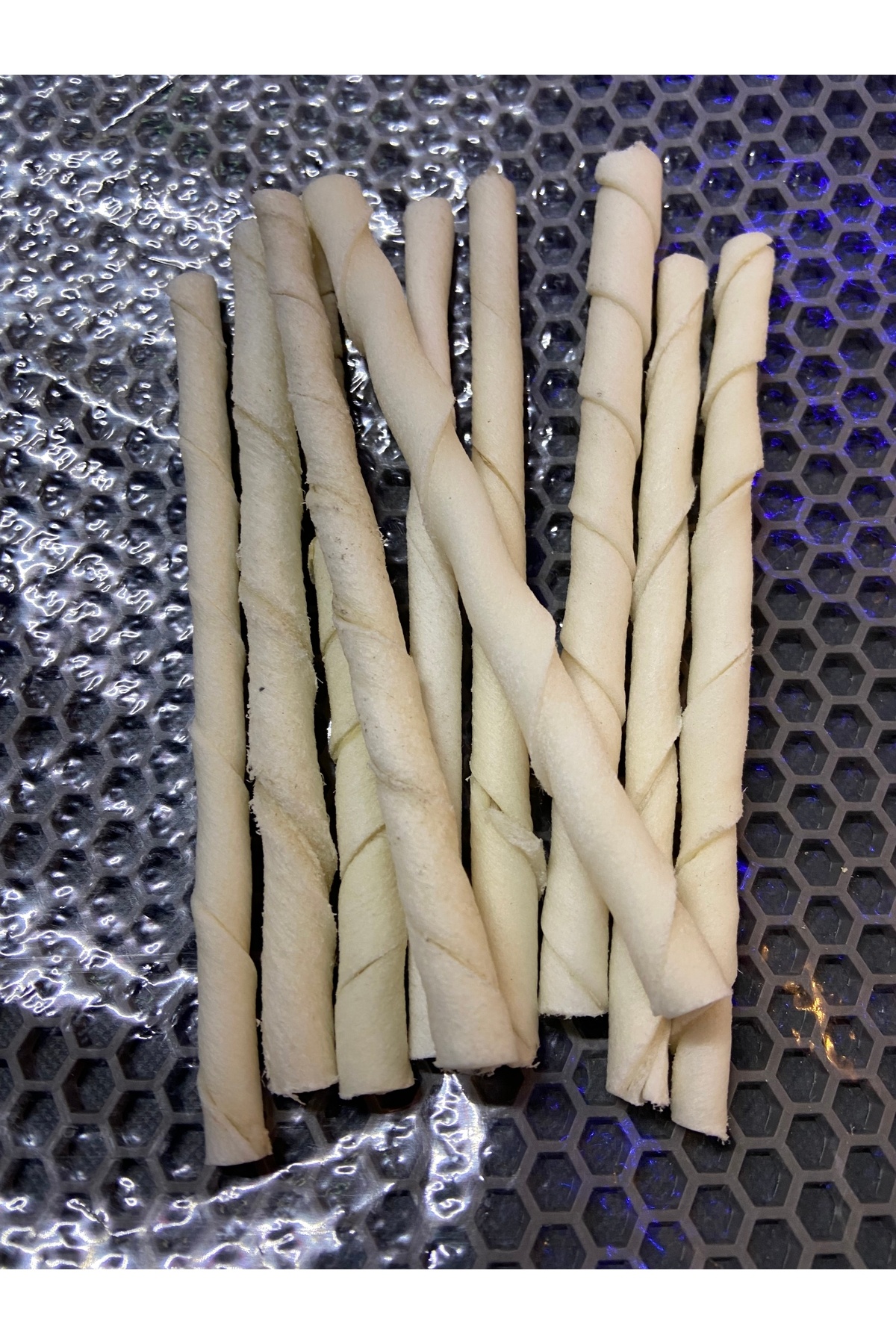 Freshy 15 Adet Köpek Diş Kaşıma Kemirme Ödül Çubuğu Dental Twists - Beyaz Burgu Çubuk