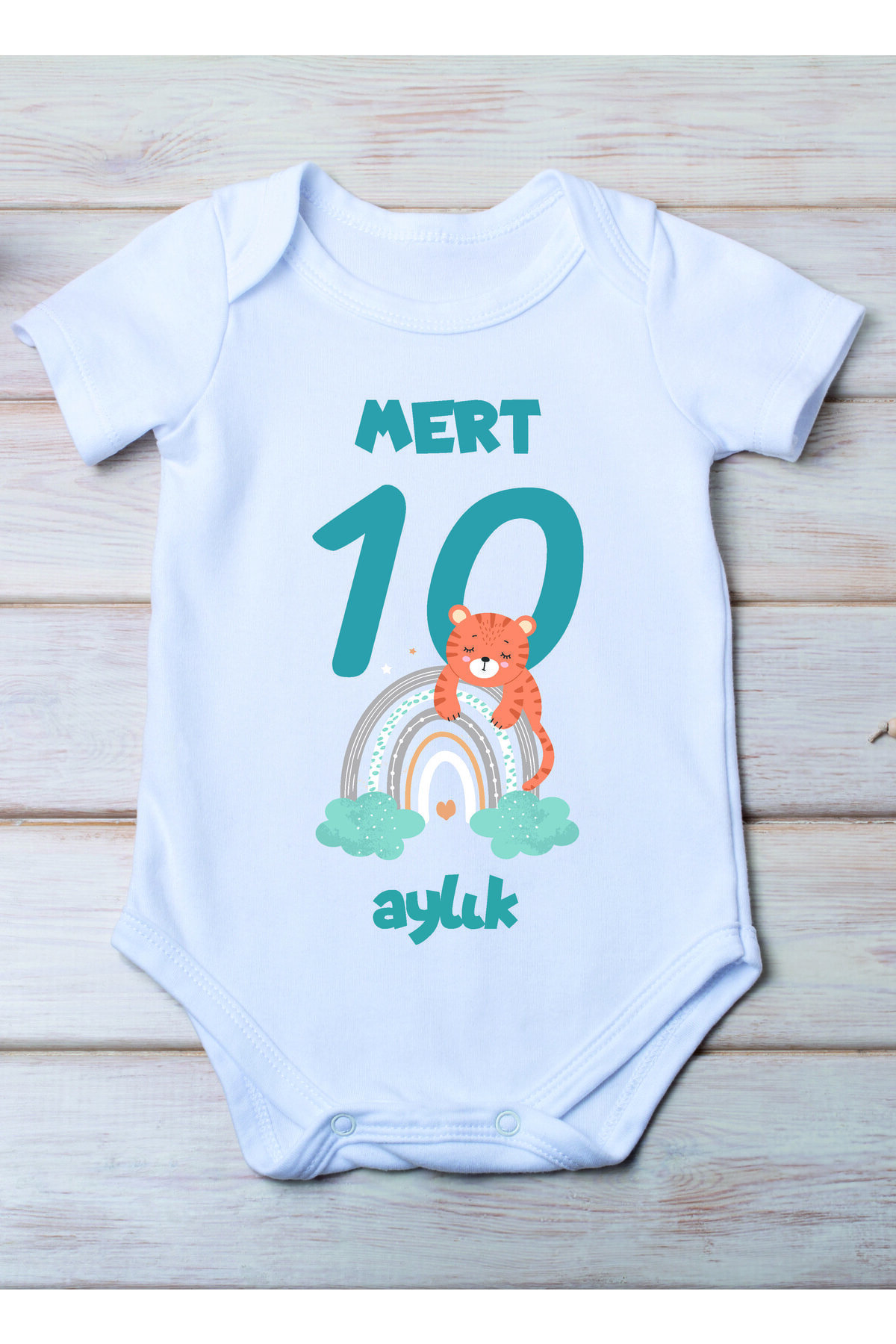 اسپیس درس بادی پسرانه 10 ماهه با اسم خاص برای نوزاد شما اسپیس درس بادی پسرانه 10 ماهه با اسم خاص برای نوزاد شما