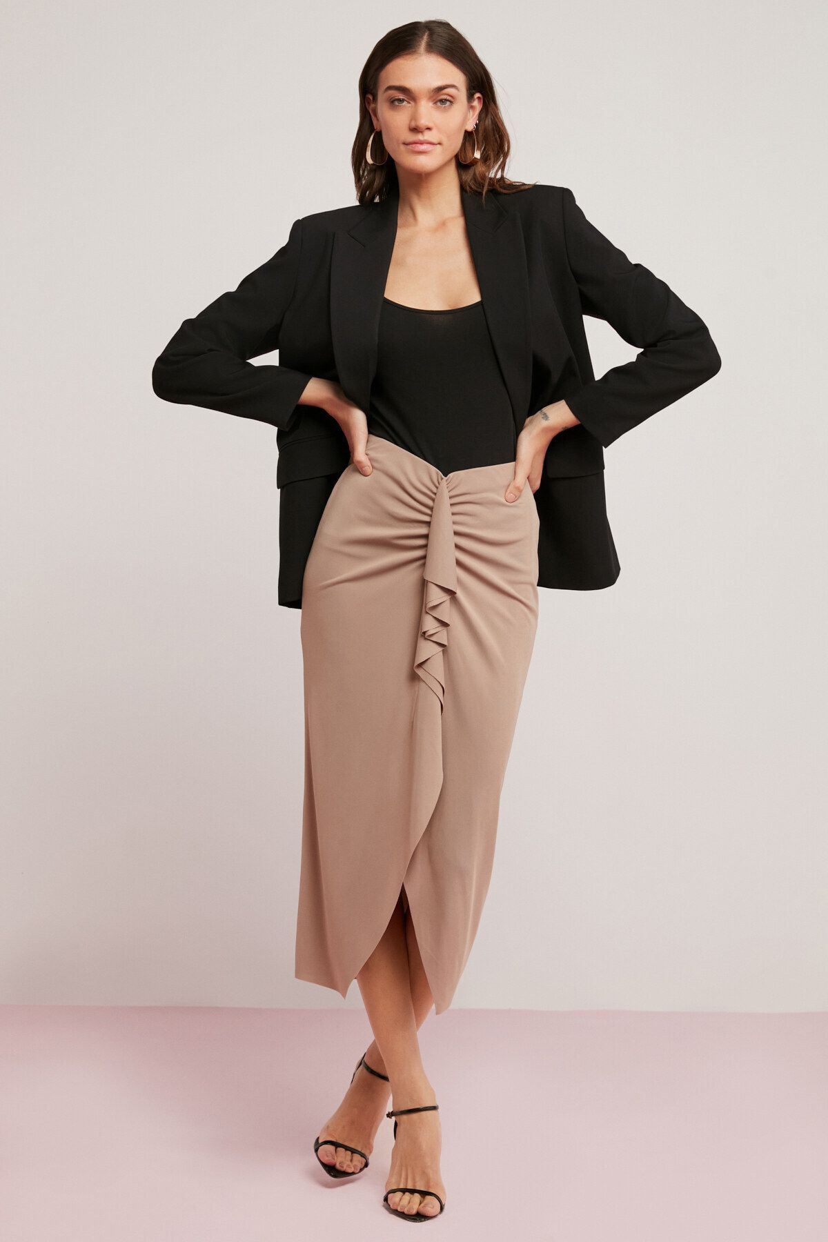 ETHIQUET Mel nda Women s Knitted Beige Pencil Skirt with Drape