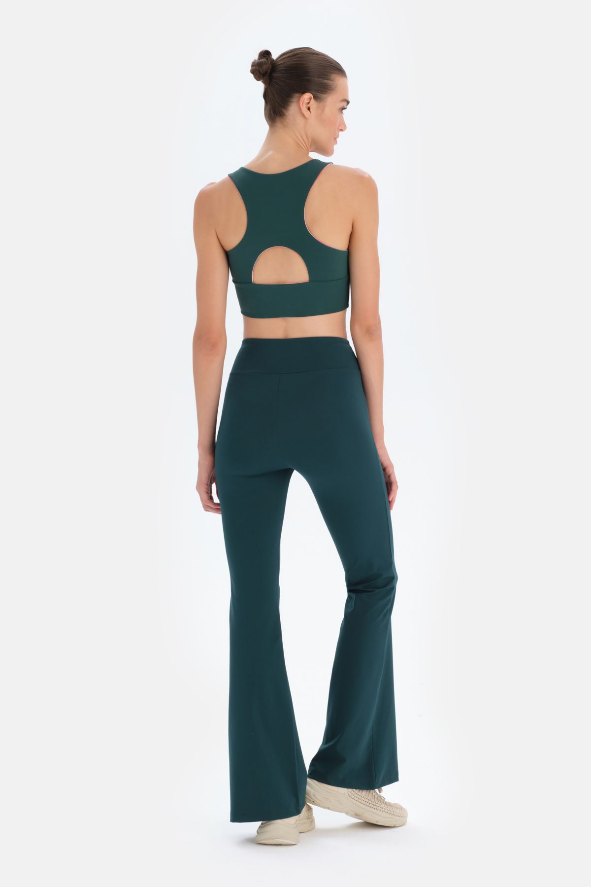 complete the look image