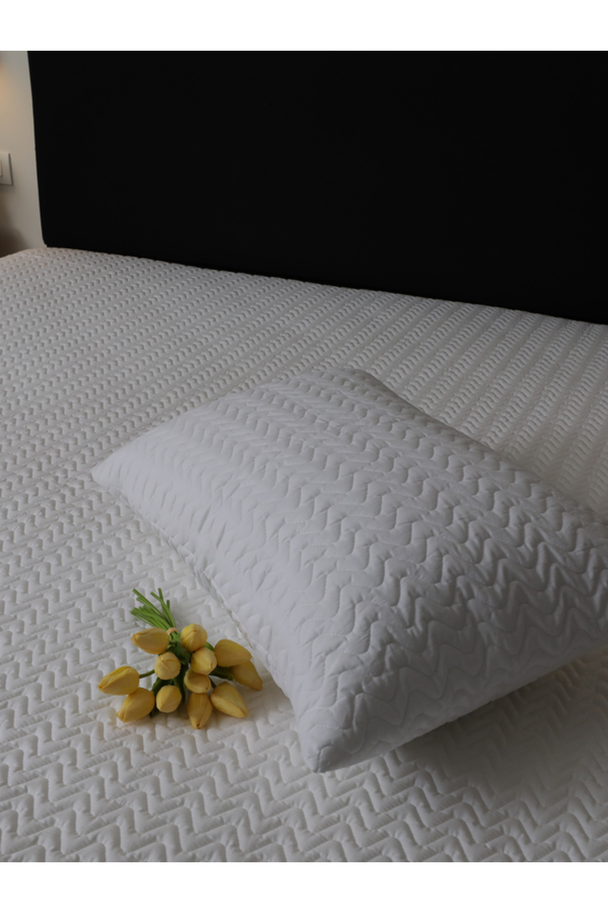 Elif ADA Çift Kişilik Pamuklu Kapitone Sıvı Geçirmez Fitted Yatak Koruyucu 140 x 200 cm