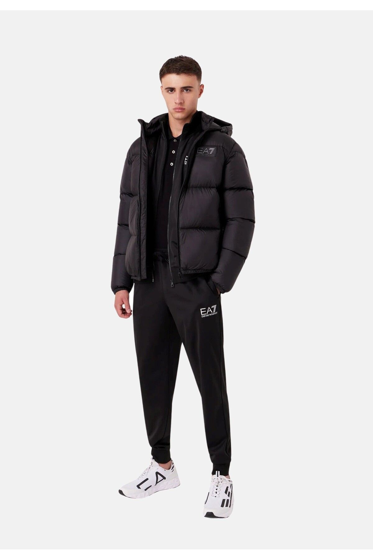 complete the look image