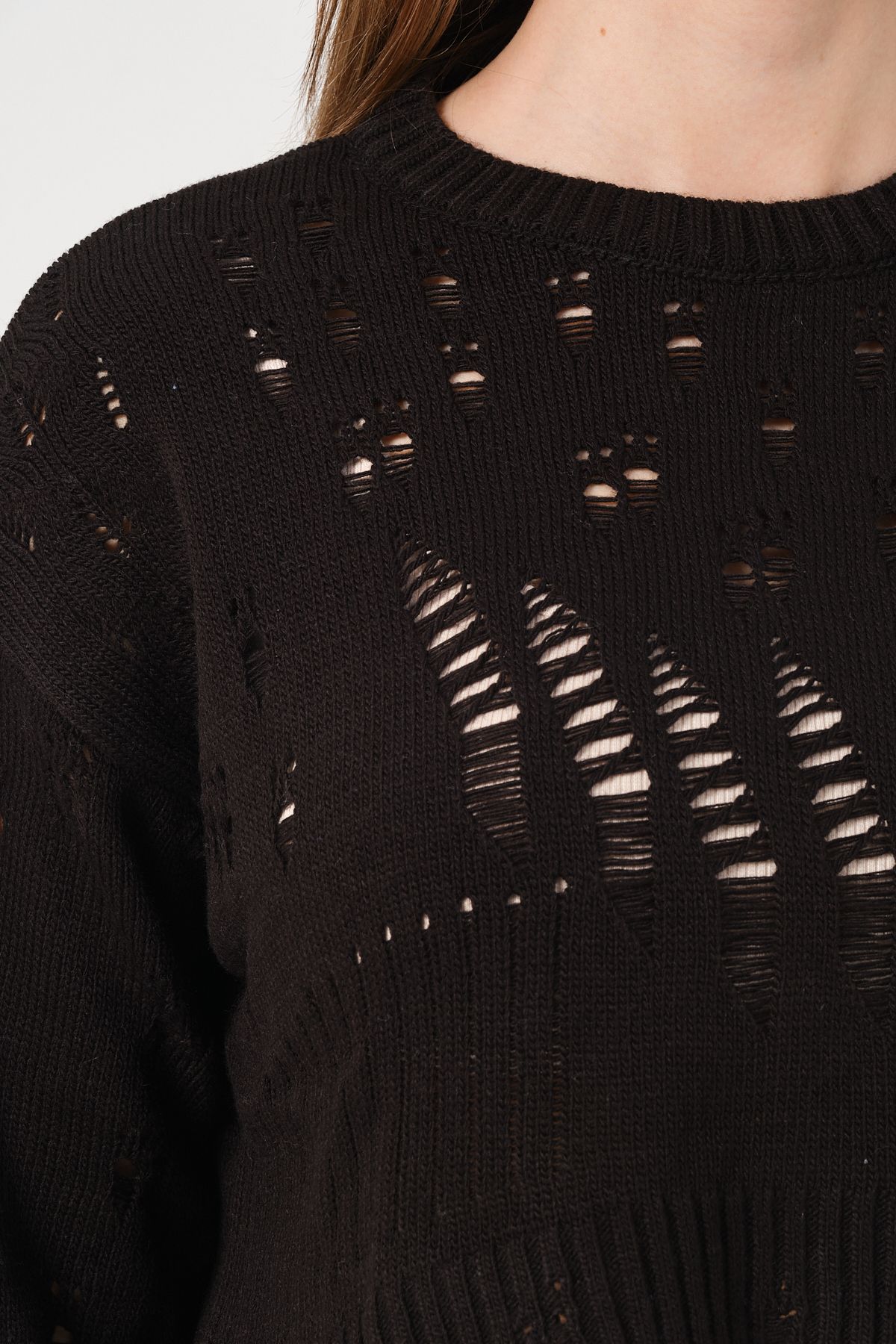 PUNKY CAT-Women's Black Openwork Crew Neck Crop Knitwear Sweater 8