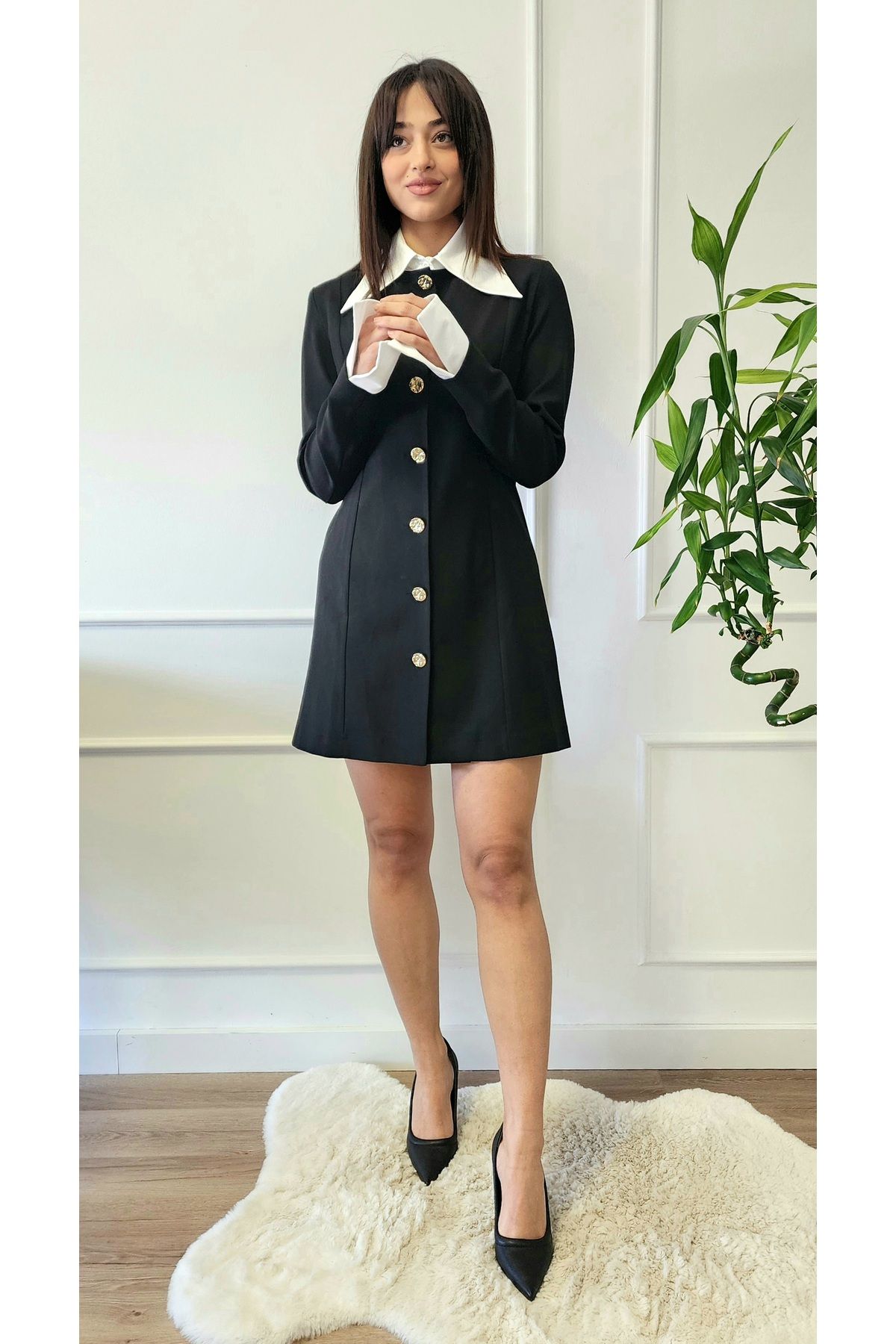 complete the look image