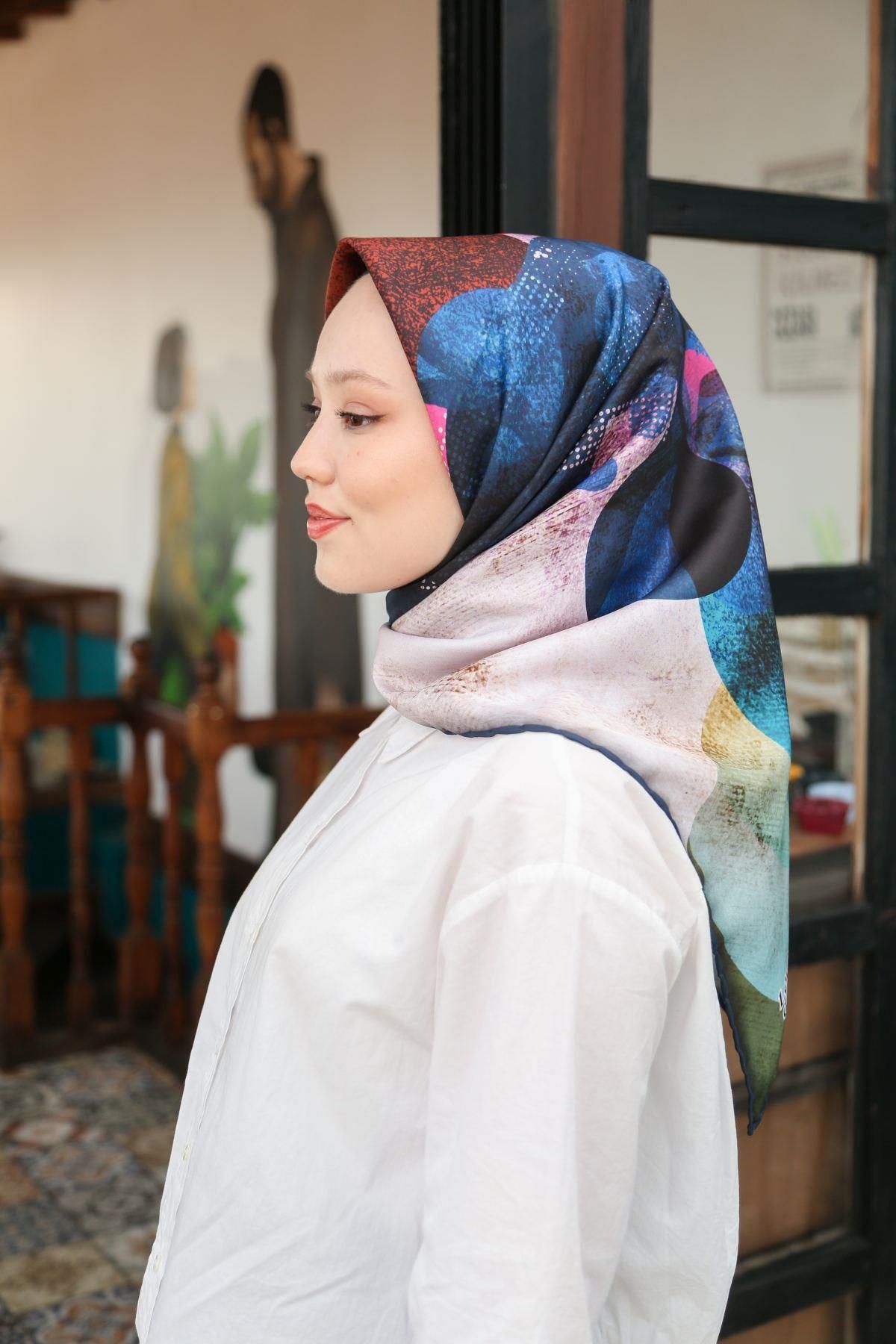 روسری چند رنگ Twill Trend LDT3132 254 Levidor