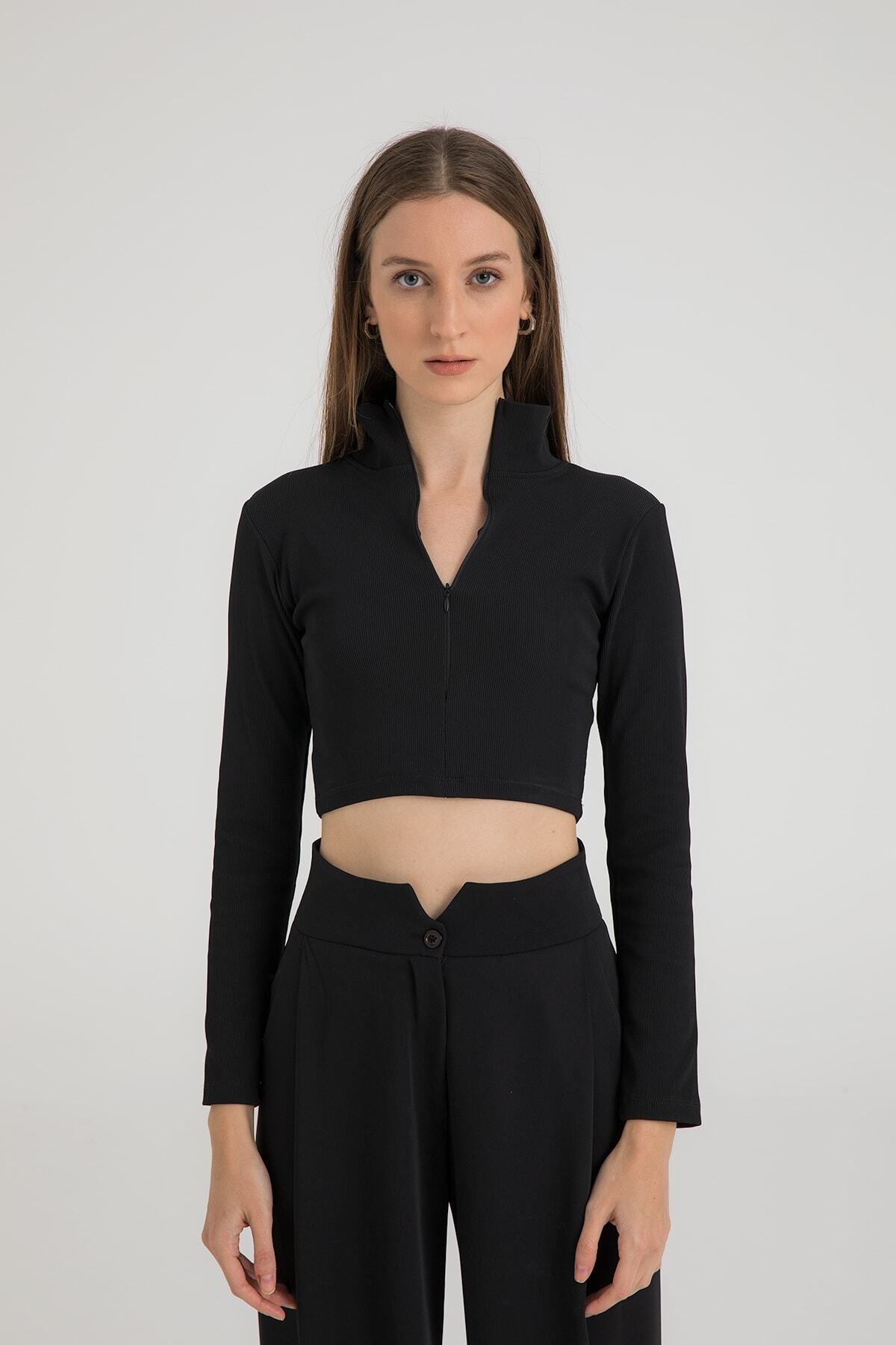 complete the look image