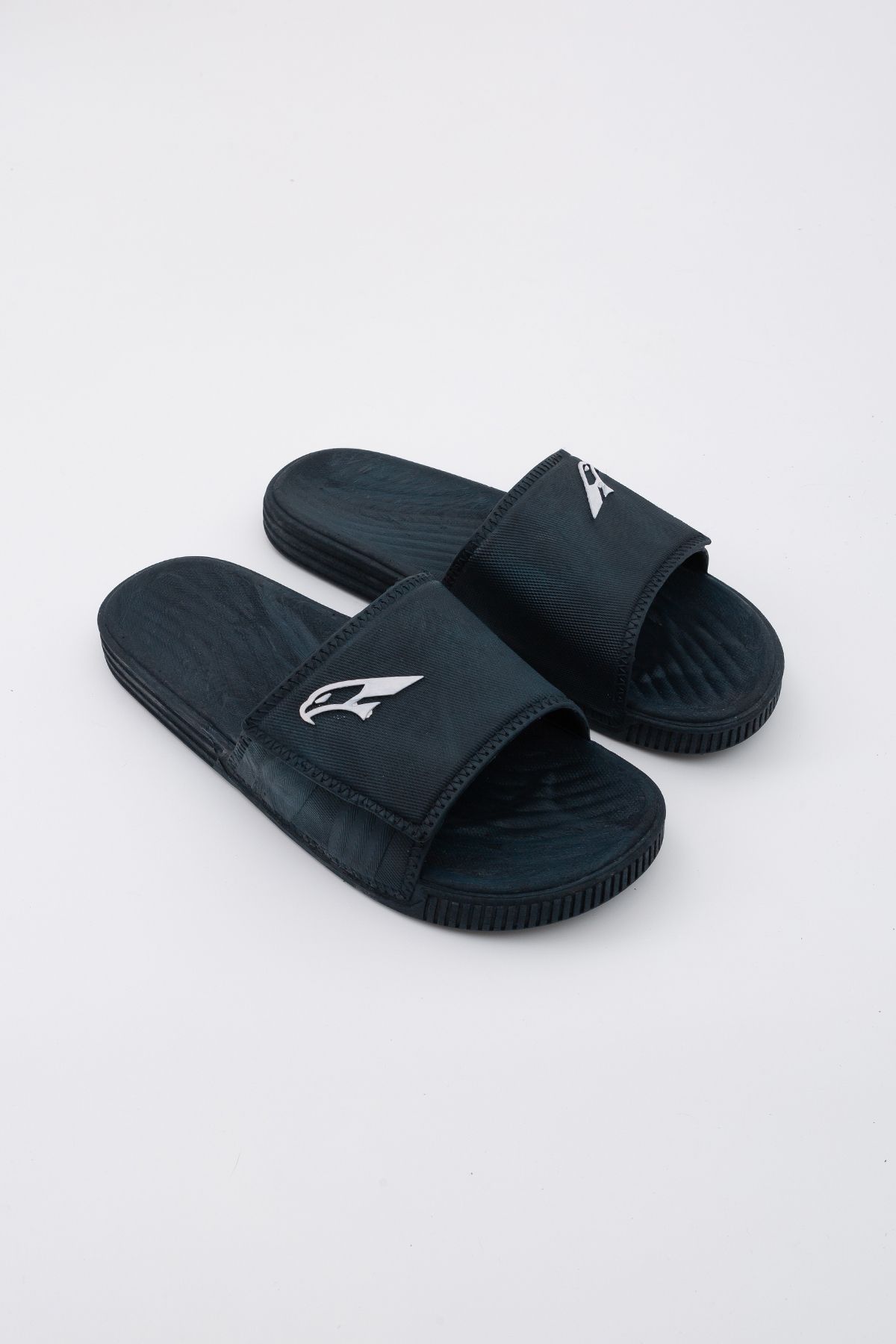 Puma bathroom slippers top