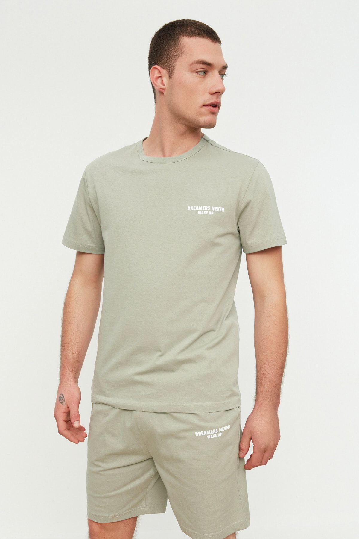 Trendyol Collection-Zestaw piżam z krótkimi spodenkami i nadrukiem w kolorze miętowym TMNSS22PT0060 3