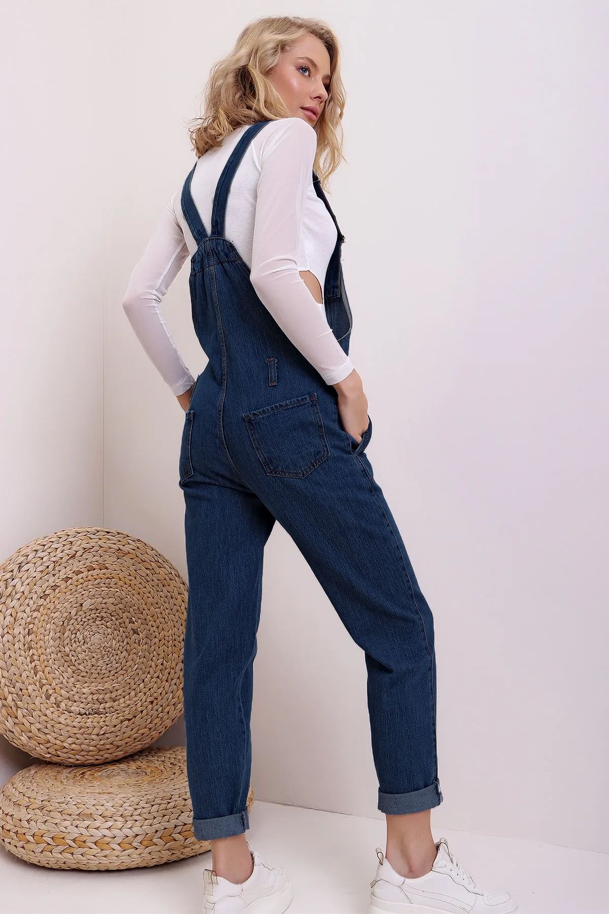 Trend Alaçatı Stili-Denim albastru închis pentru femei Gardener Salopet DF-SL1000 4