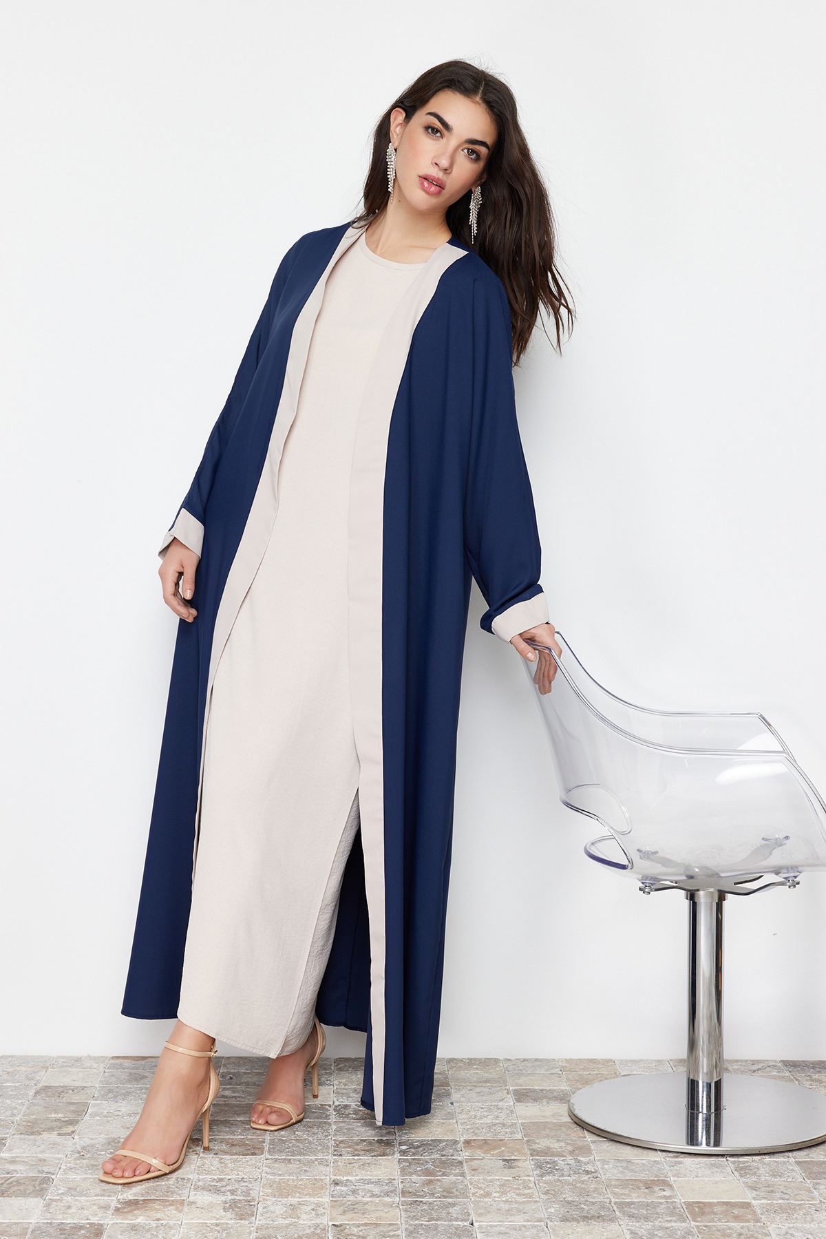 color-block-long-woven-cap-abaya-tctss24kf000