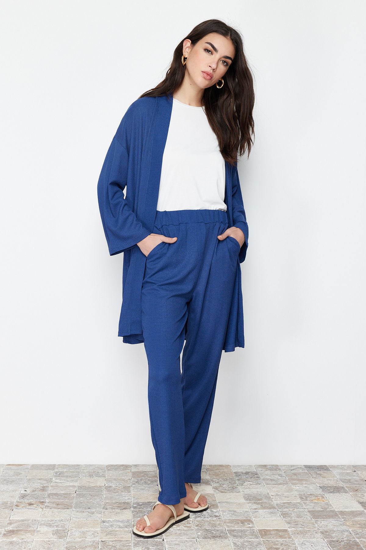 complete the look image