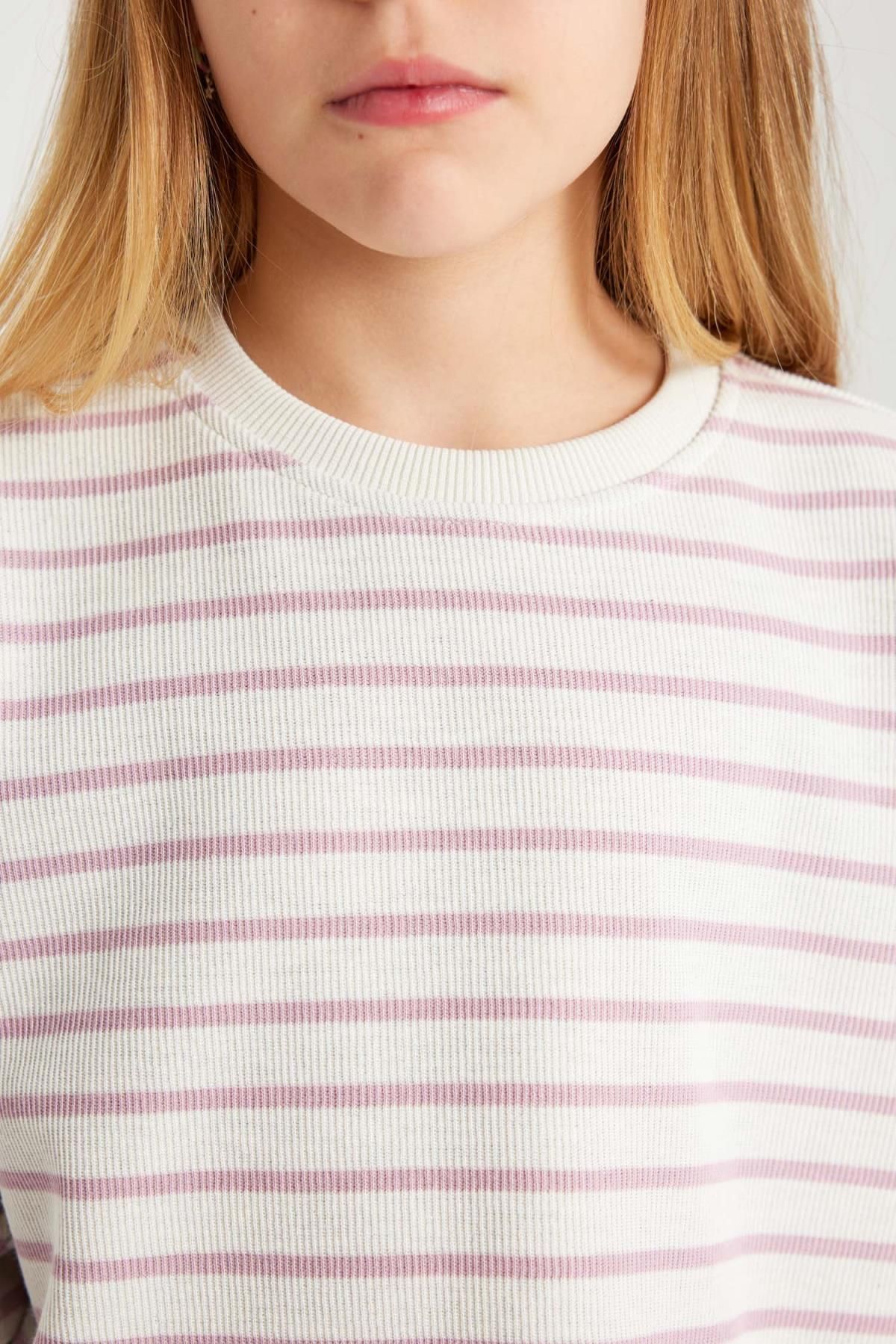Kız Çocuk Relax Fit Bisiklet Yaka Çizgili Sweatshirt B7378a824sp
