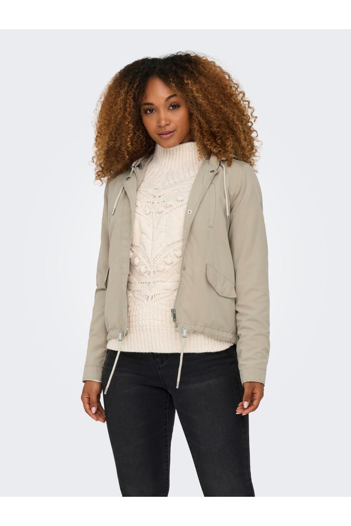ONLY 15218613 Only Onlskylar Hood Sprıng Jacket Cc Otw Kadın Mont White Pepper fotoğrafı 2 (önizleme)