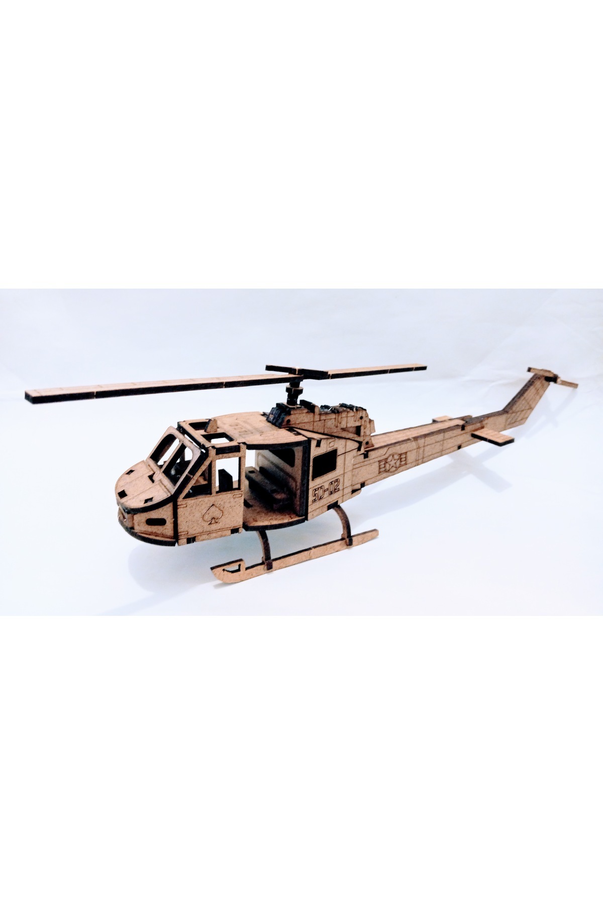 TLR hobi Ahşap Helikopter Maketi Bell Uh1