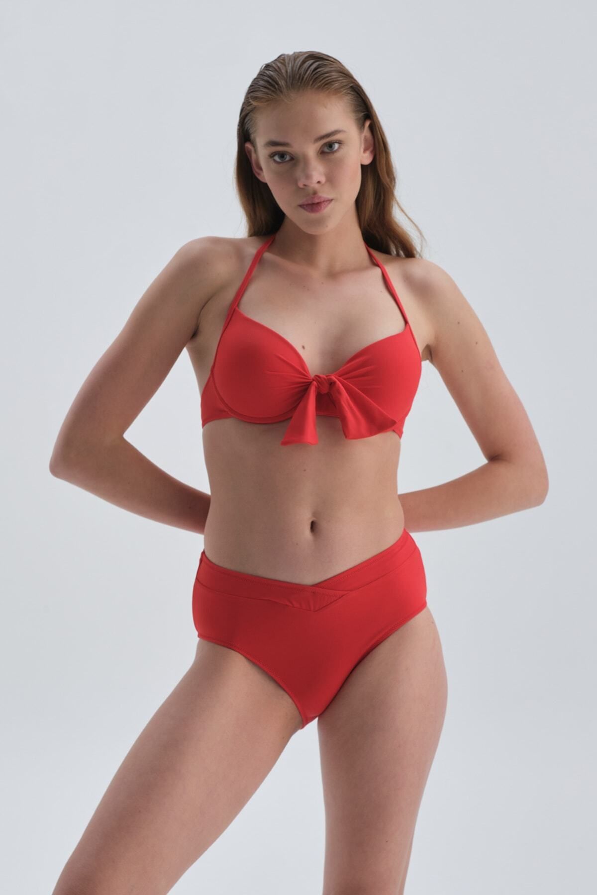 complete the look image