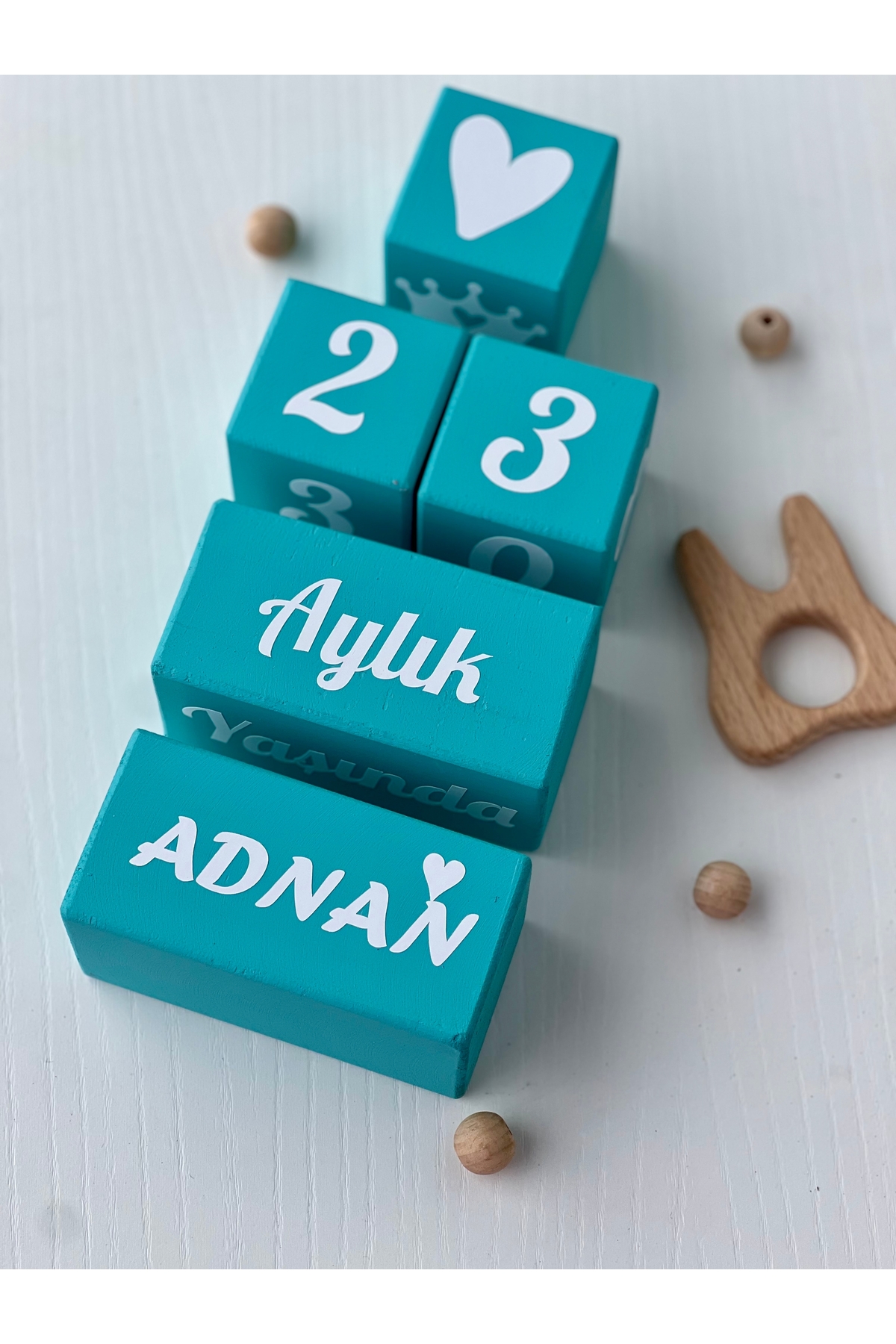 MAVİ BEBEK ANI KÜPÜ VE İSİMLİ KÜP 5 parça
