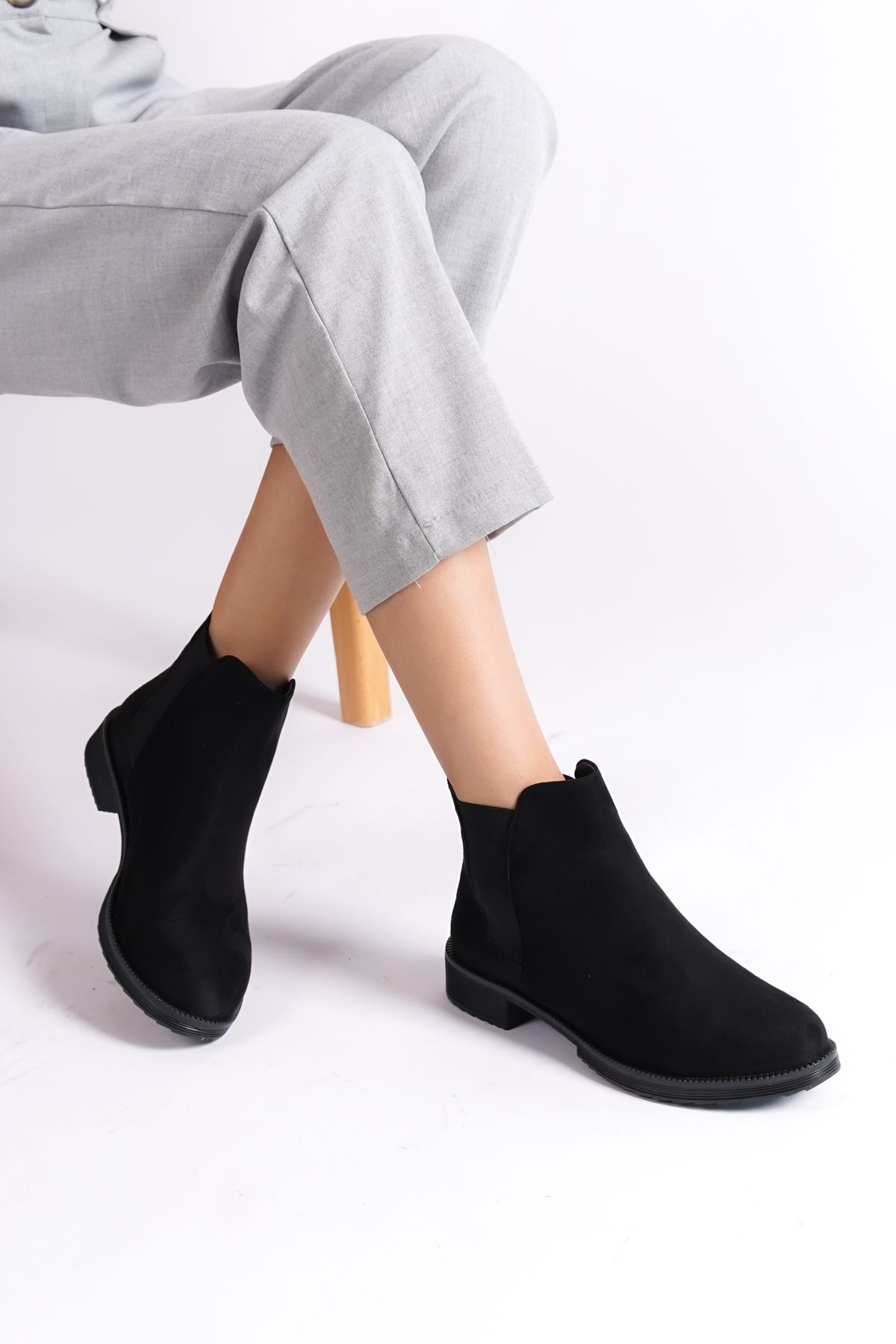 Ankle length flat clearance boots