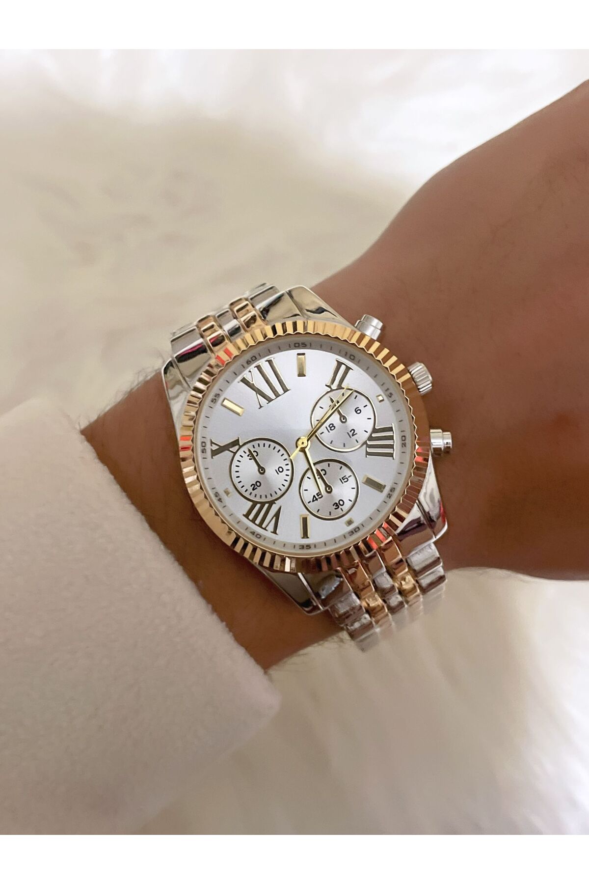 ساعت مچی دوطرفه (زنانه و مردانه) با بند کورد فلزی و اعداد رومی - ساعت