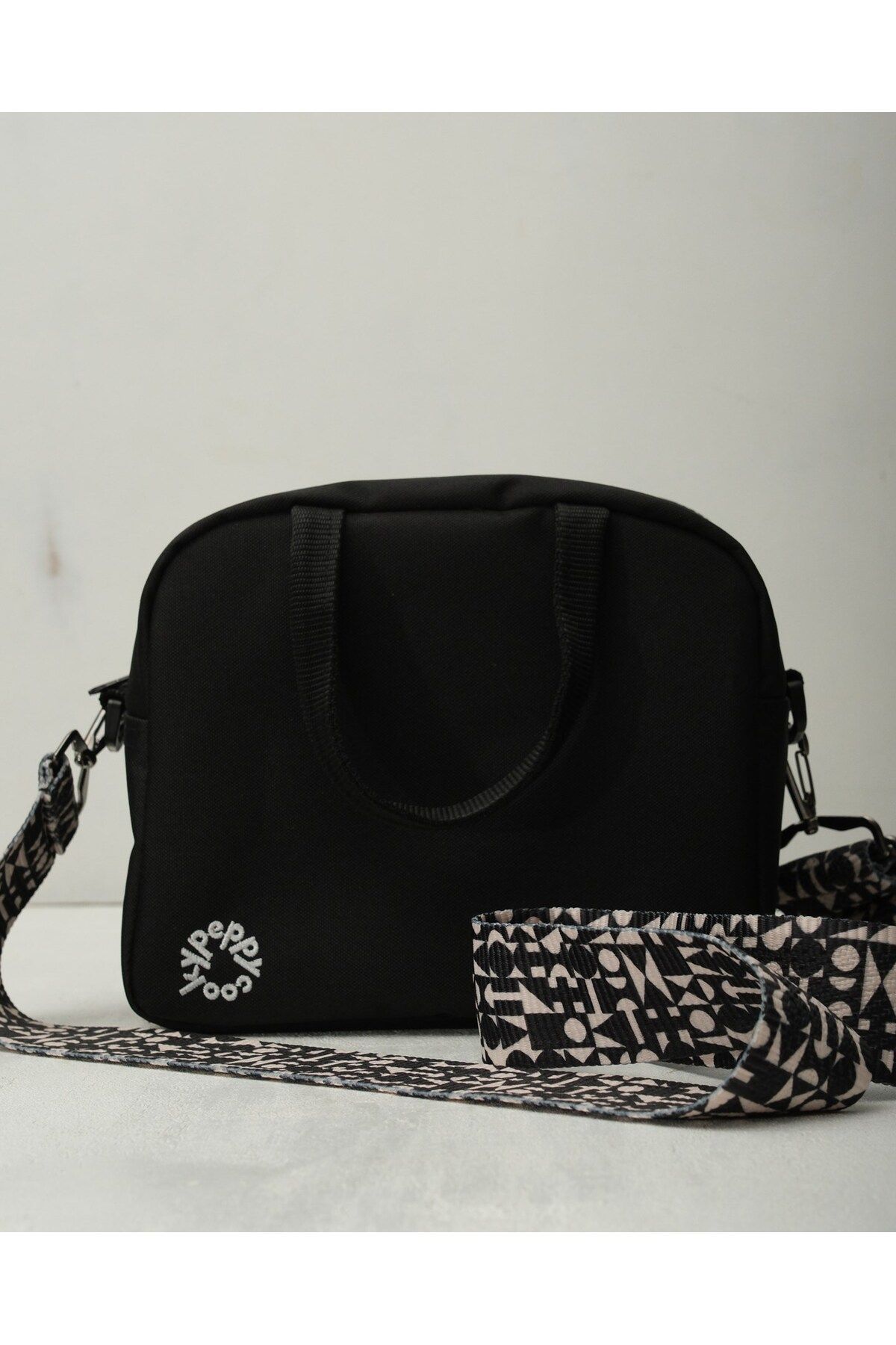 PEPPYTHINGS-Serenity Bag Hanger 2