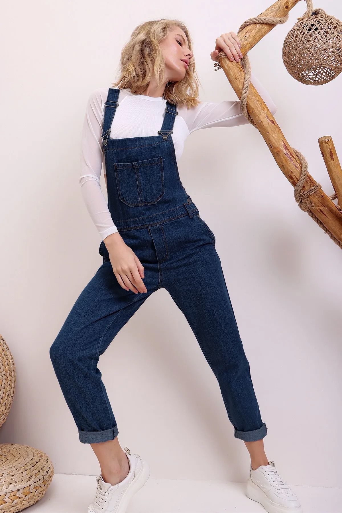 Trend Alaçatı Stili-Denim albastru închis pentru femei Gardener Salopet DF-SL1000 3