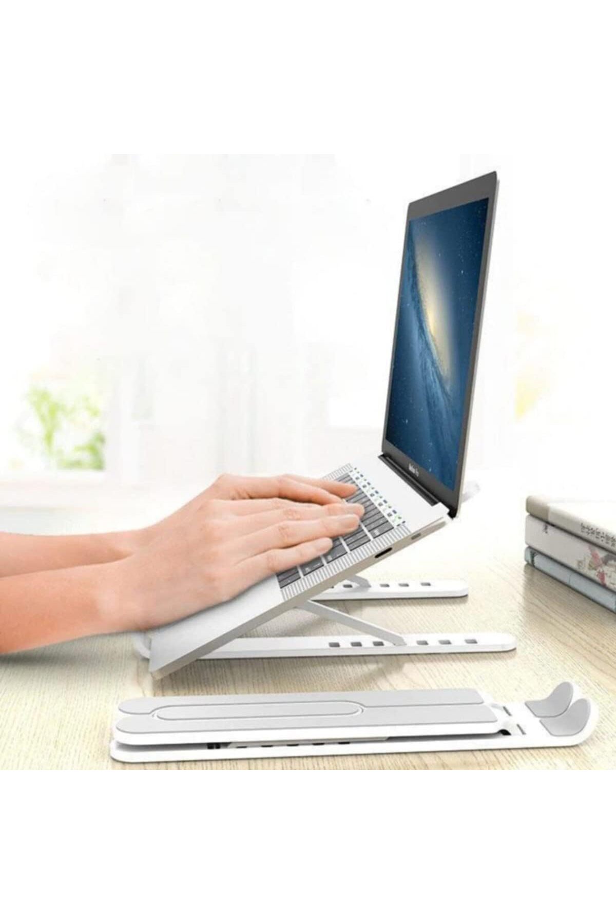 mr shopping MR Omuz Omurga Ağrılarını Engelleyen Dik Duruş Leptop Ve Tablet Tutucu Stand Yükseklik Ayarlı