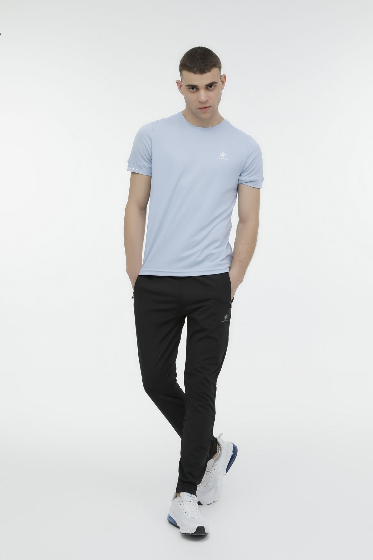 complete the look image