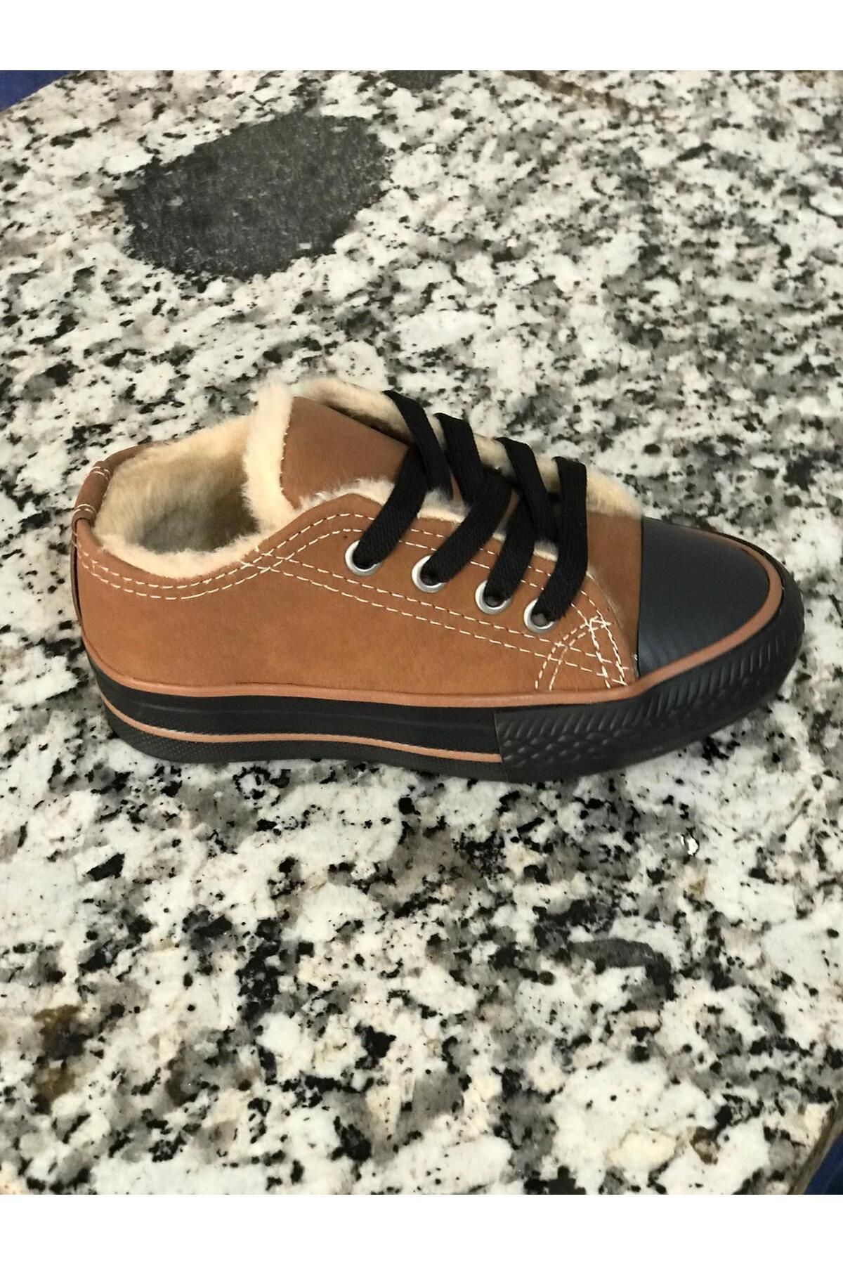 Childrens online brown converse
