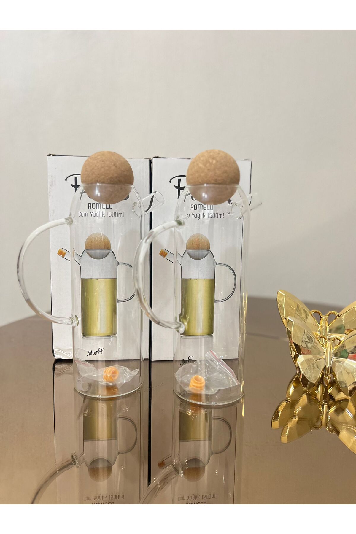 hinezahome 1 Piece Oil Bottle with Mushroom Lid 1500 ml