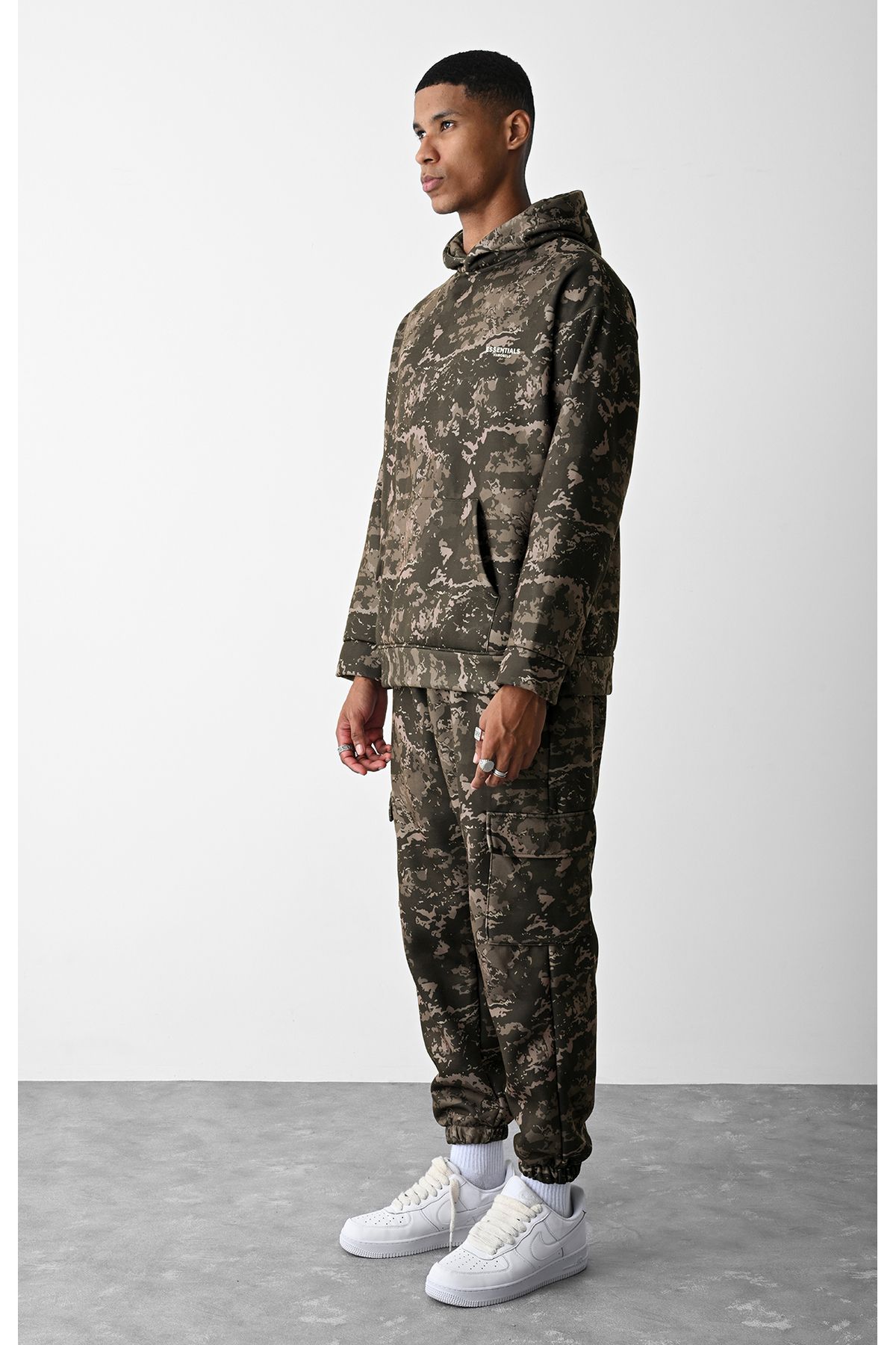 Full camo tracksuit hot sale