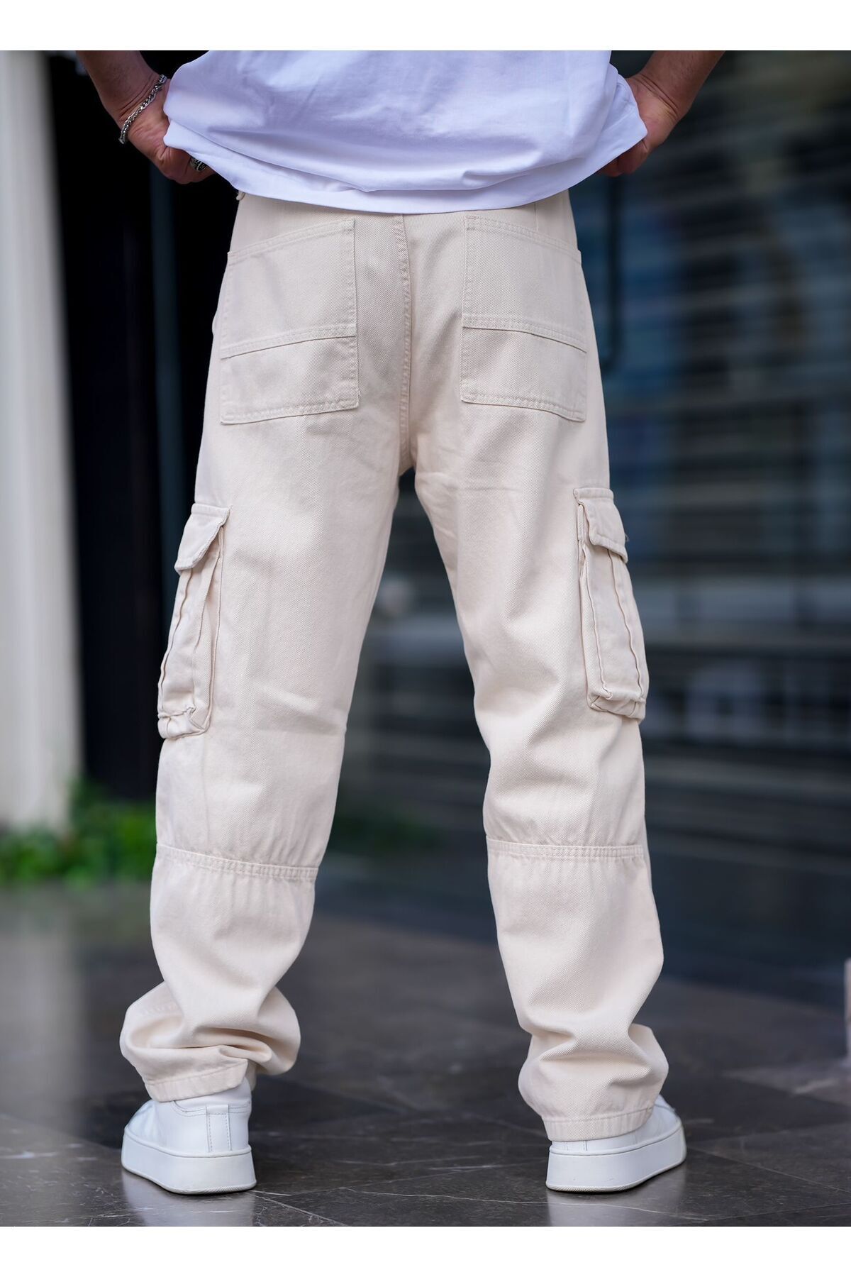 Tarz Cool-Pantaloni largi cu buzunar cargo pentru bărbați, culoare crem 2
