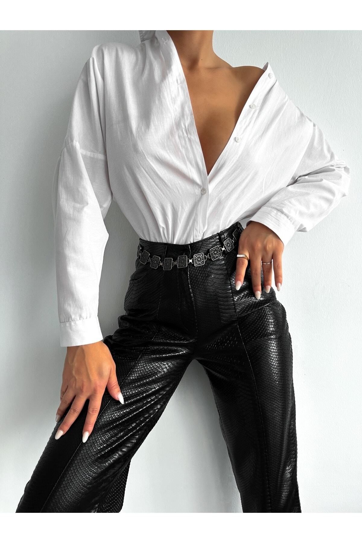 complete the look image